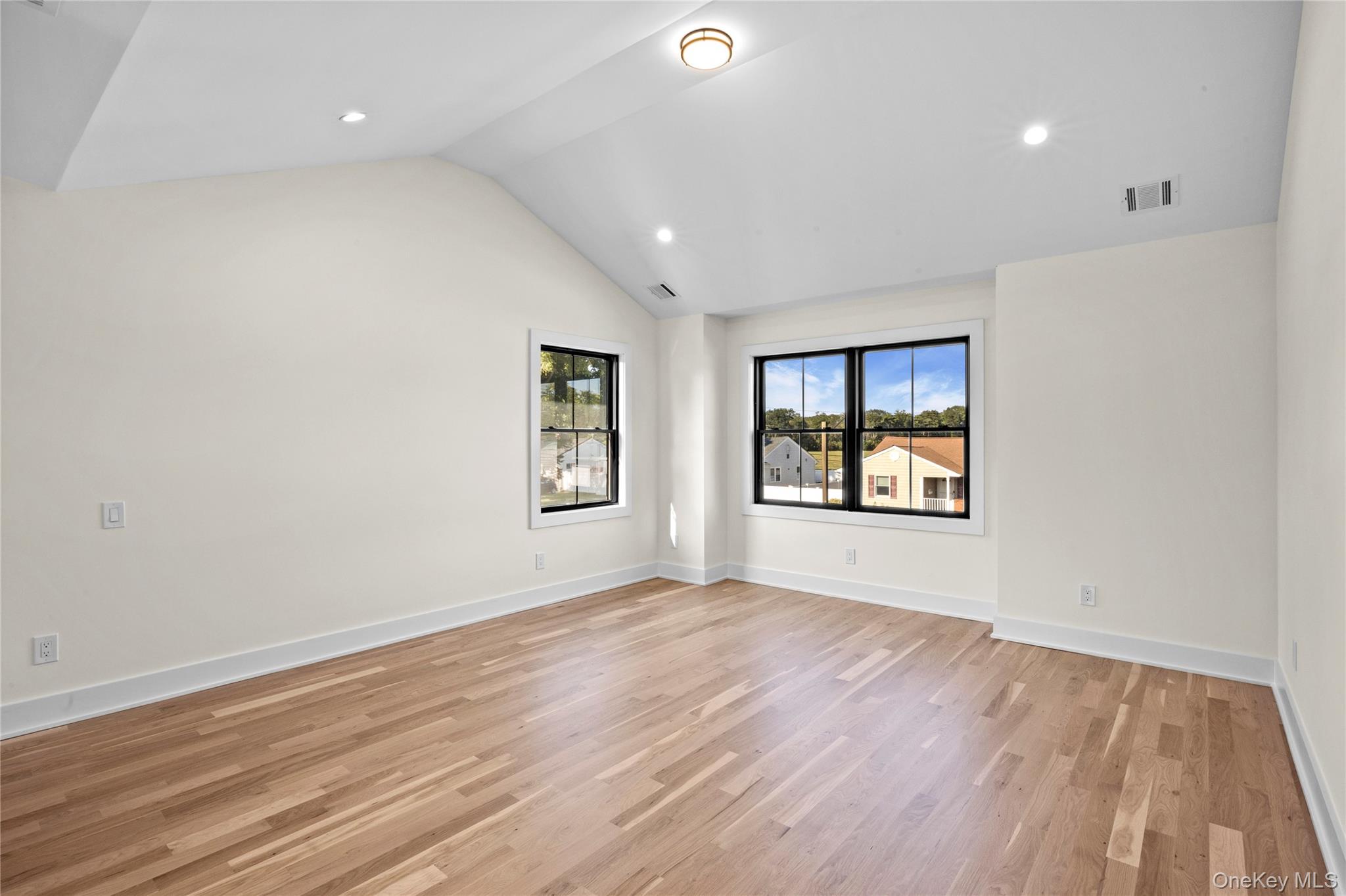 121 Dean Street Property Photo 11
