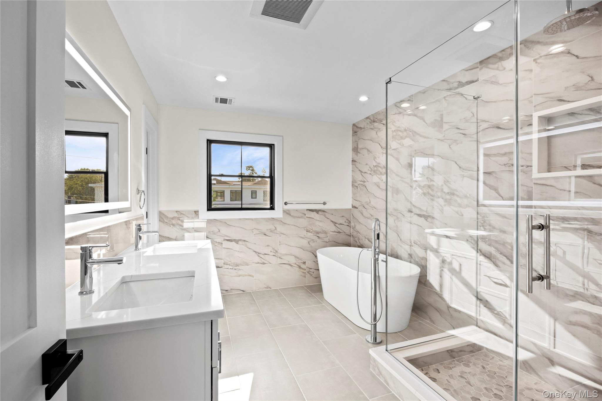 121 Dean Street Property Photo 14