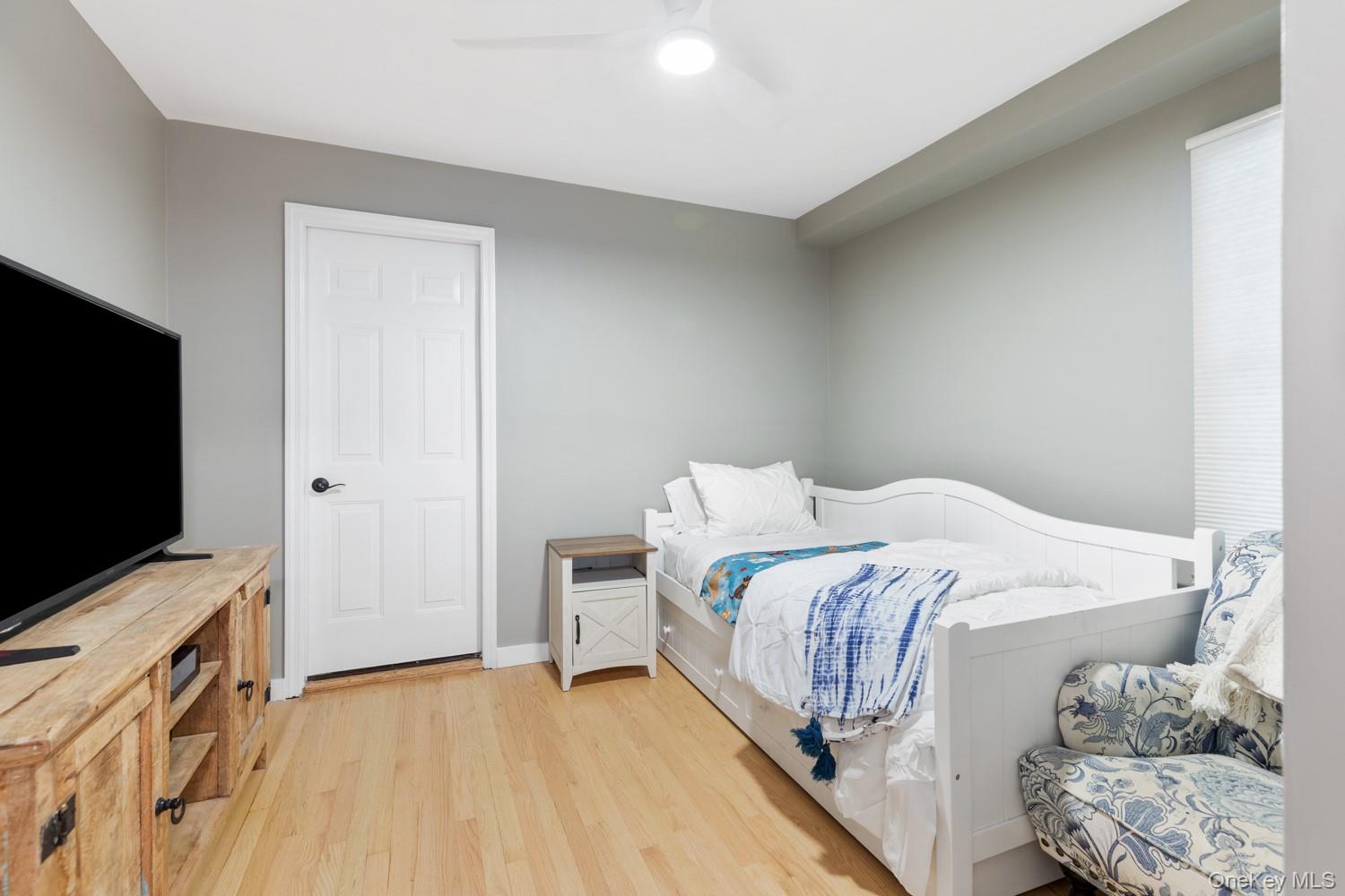 137 South Road Property Photo 12