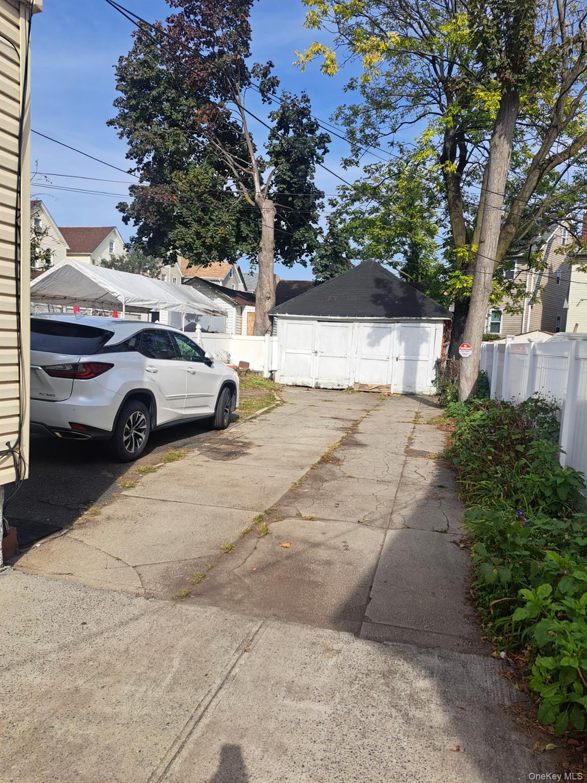 107-15 Van Wyck Expressway Property Photo 2