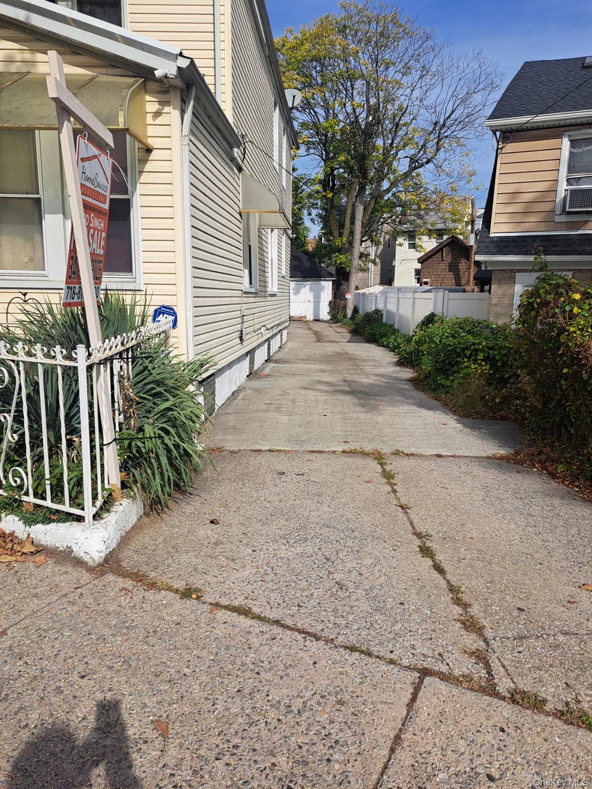 107-15 Van Wyck Expressway Property Photo 3