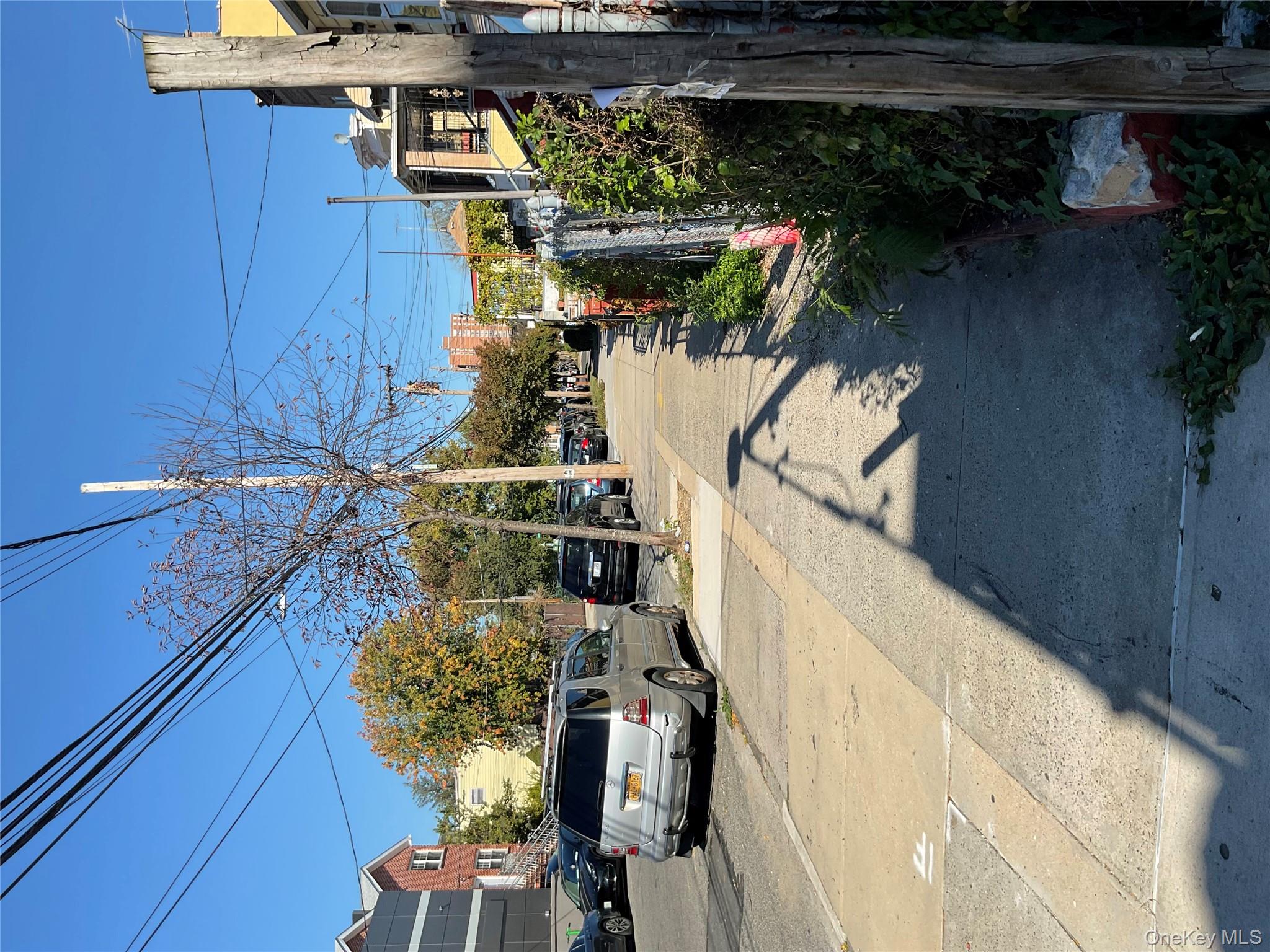 444 Underhill Avenue Property Photo 23