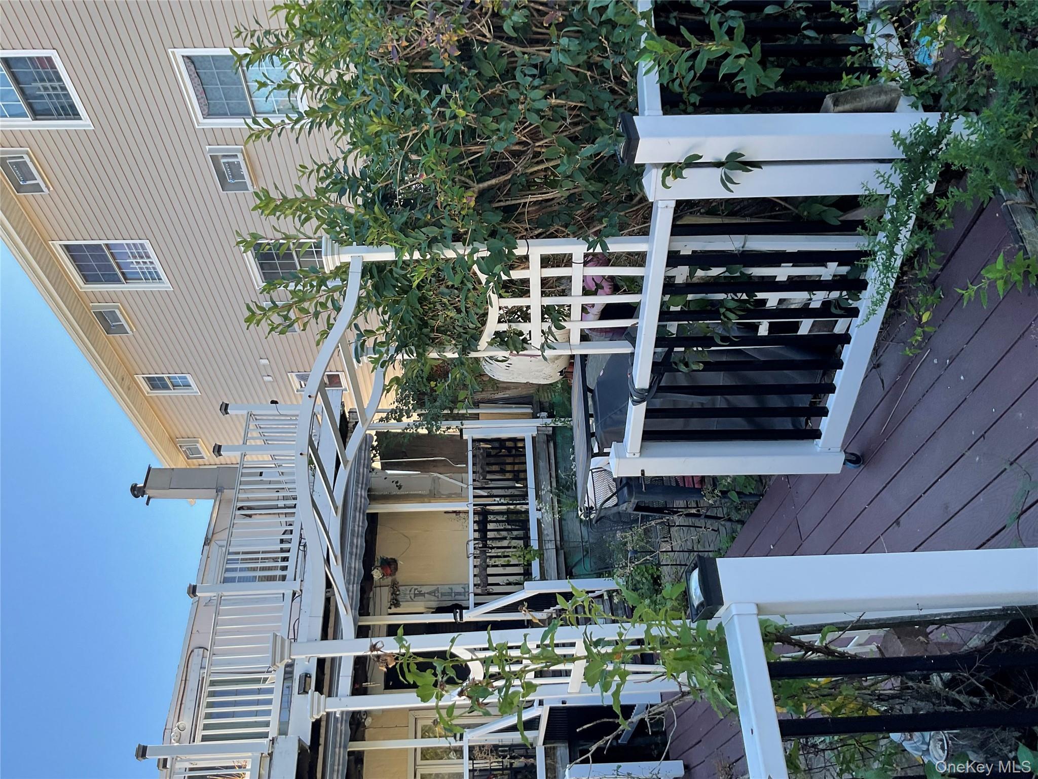 444 Underhill Avenue Property Photo 24