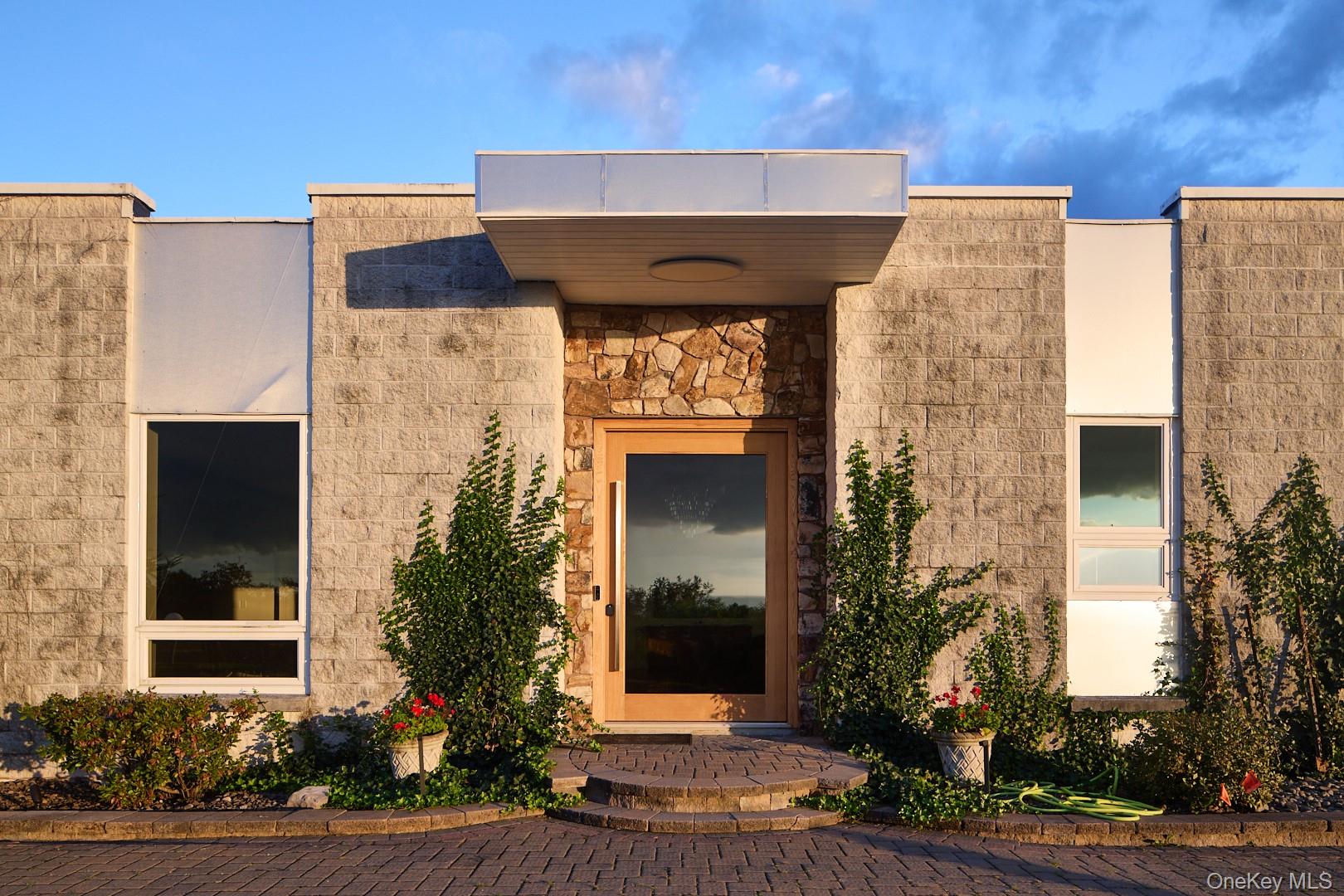 27 Westview Drive