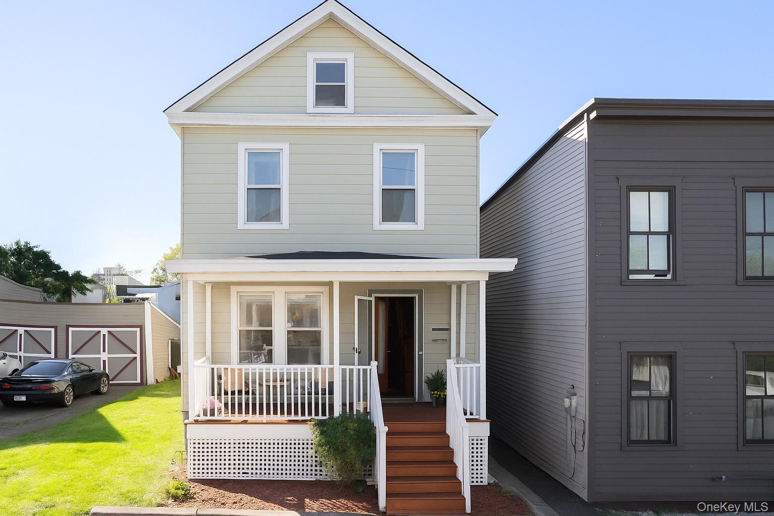 531 Washington Street Property Photo 1