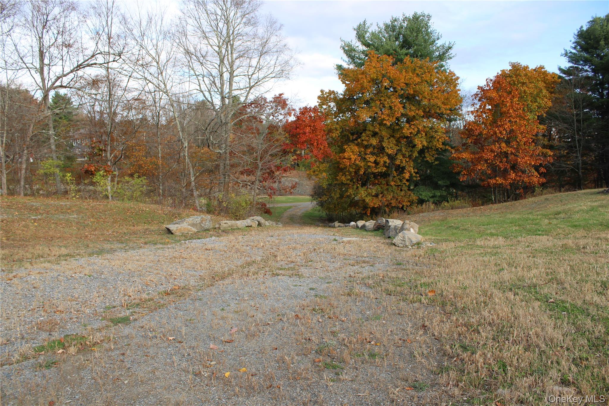 Round Lake Road Property Photo 8