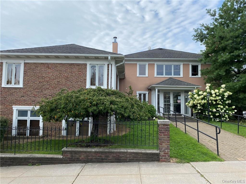 1554 Astor Avenue Property Photo 3