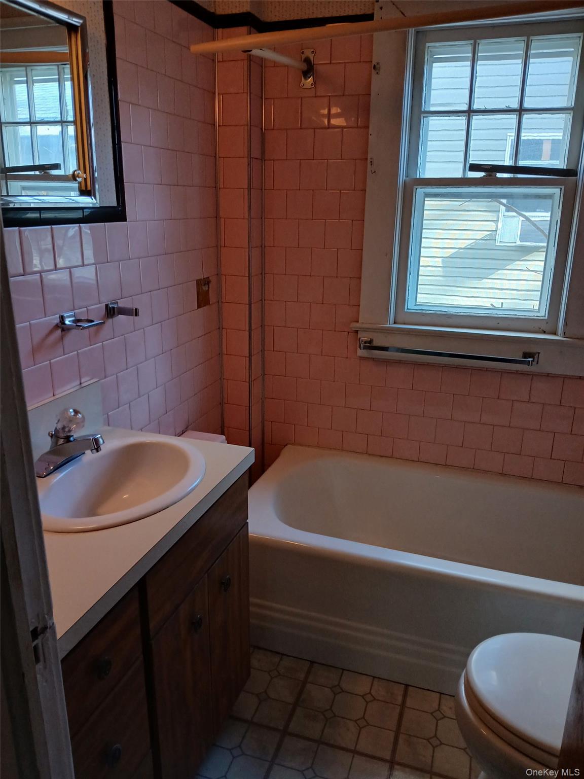 8 Woodburn Street Property Photo 19