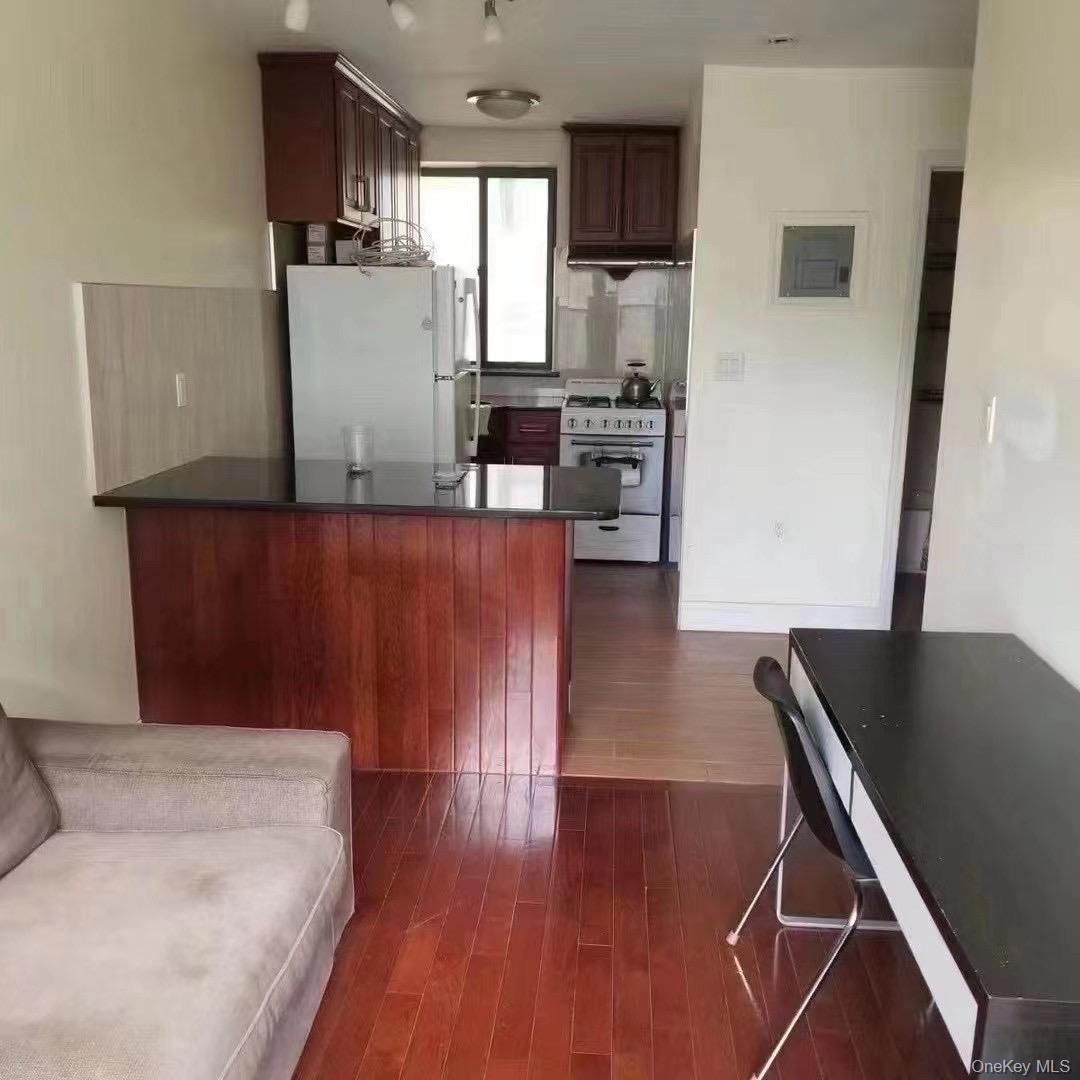 51 Orchard Street Property Photo 6