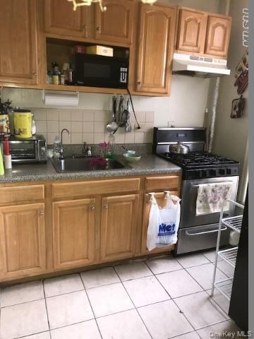 338 56 Street Property Photo 4
