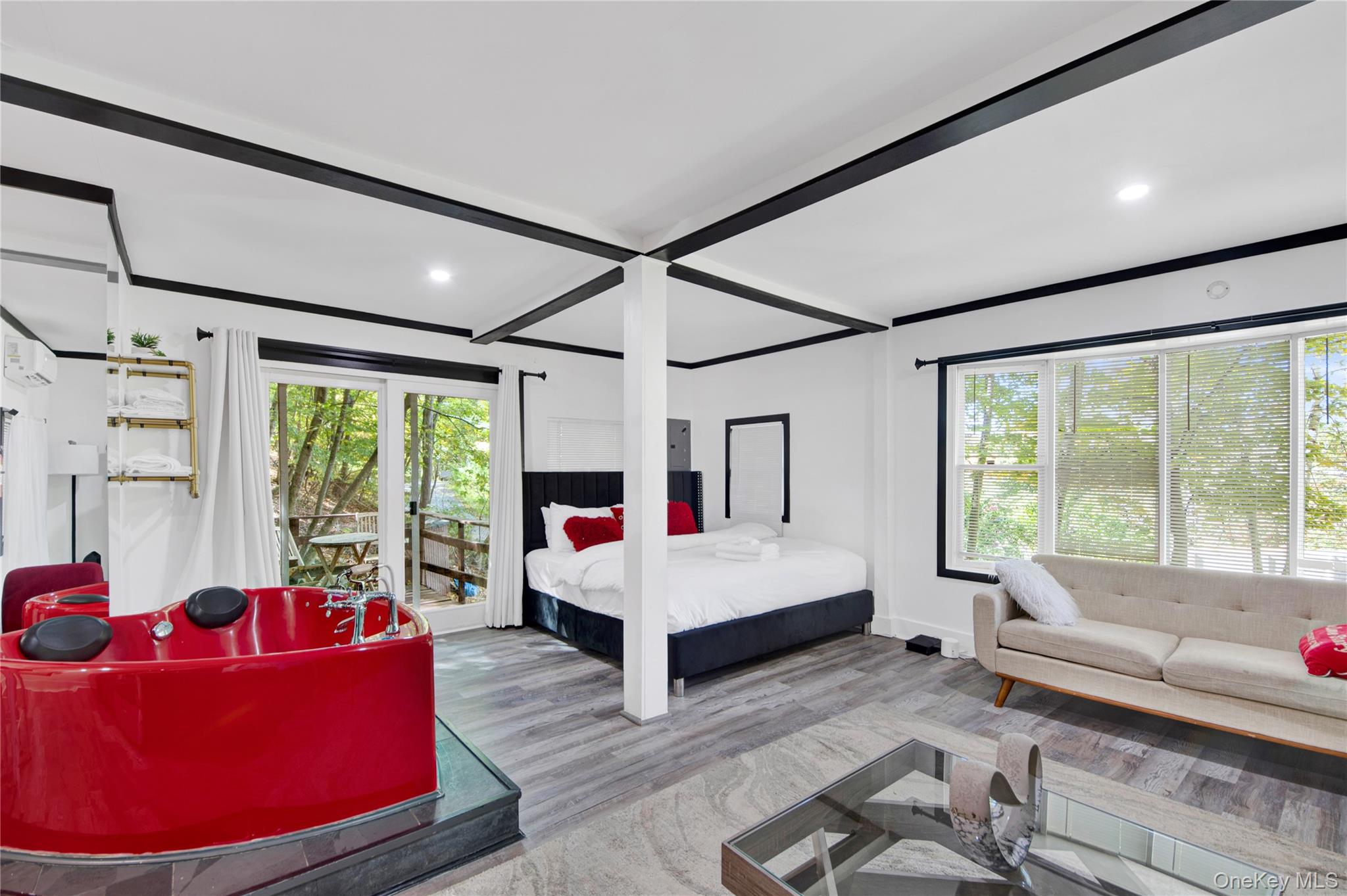 51 S Shore Drive Property Photo 12