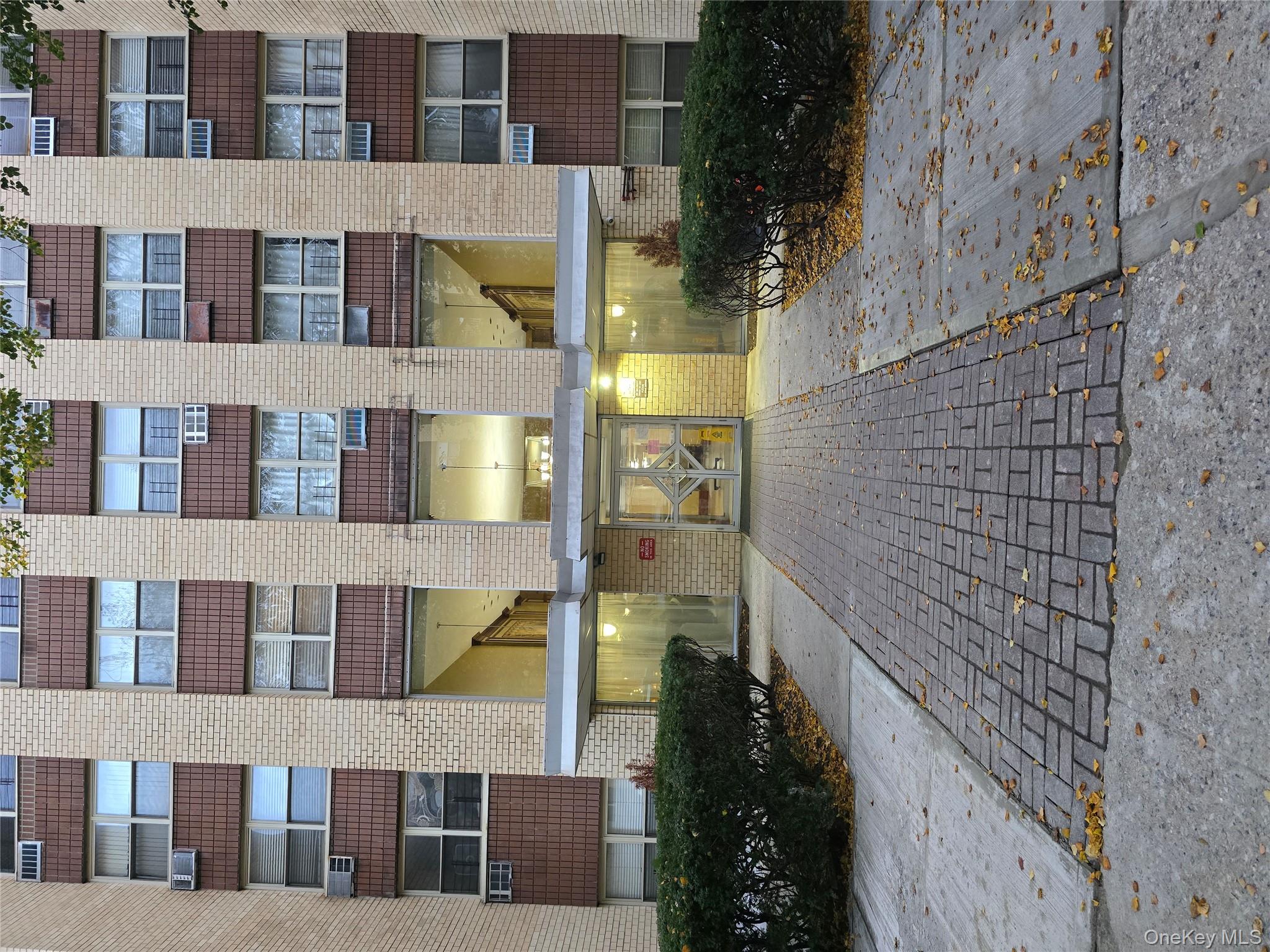 11 Park Avenue 5f Property Photo 1