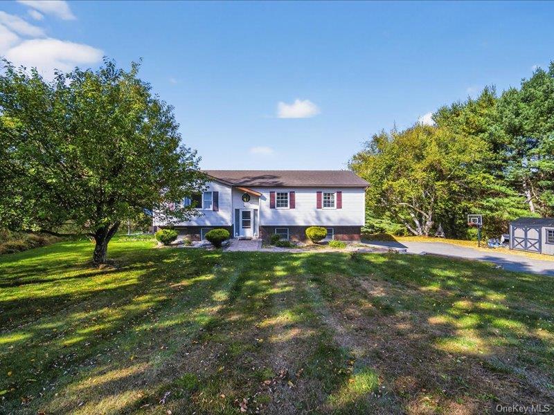 50 Cunningham Lane Property Photo 2