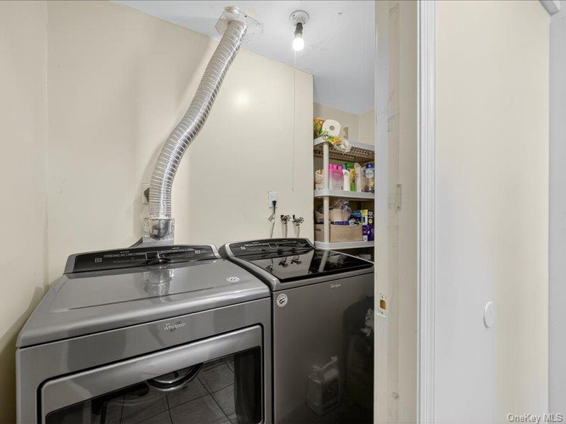 50 Cunningham Lane Property Photo 22