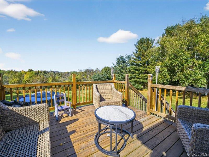 50 Cunningham Lane Property Photo 23