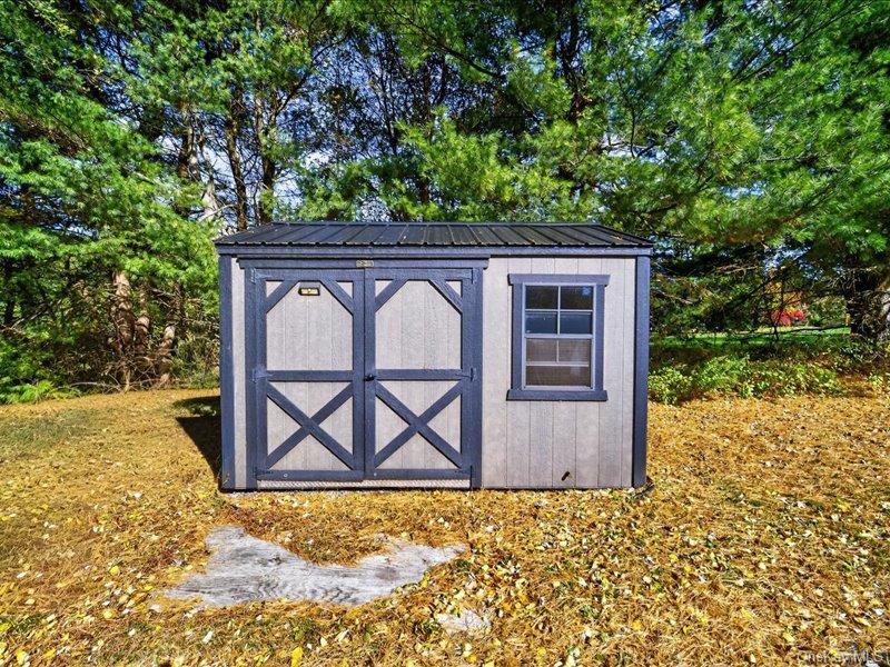 50 Cunningham Lane Property Photo 25