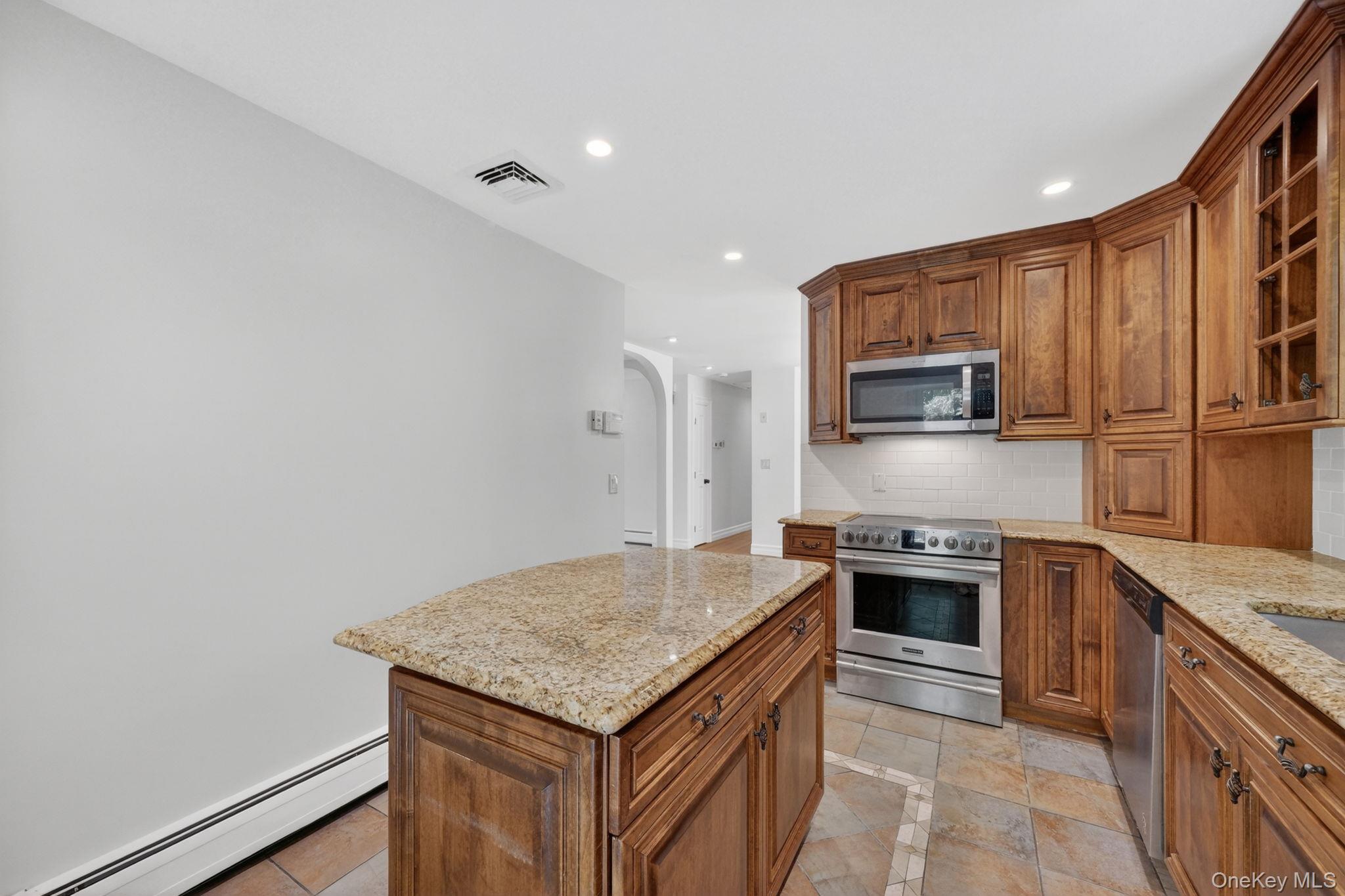 21 Crest Court Property Photo 19