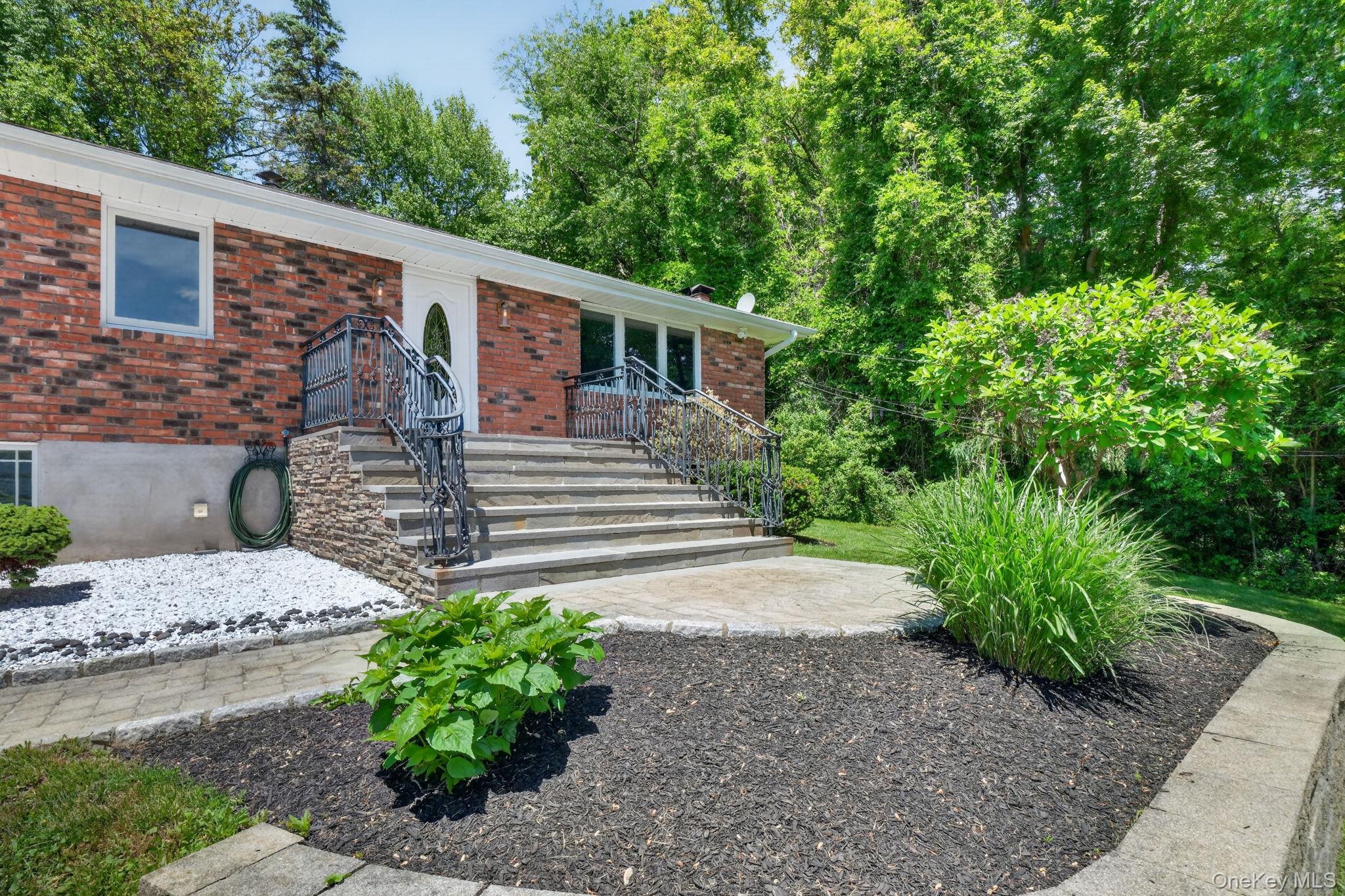 21 Crest Court Property Photo 40