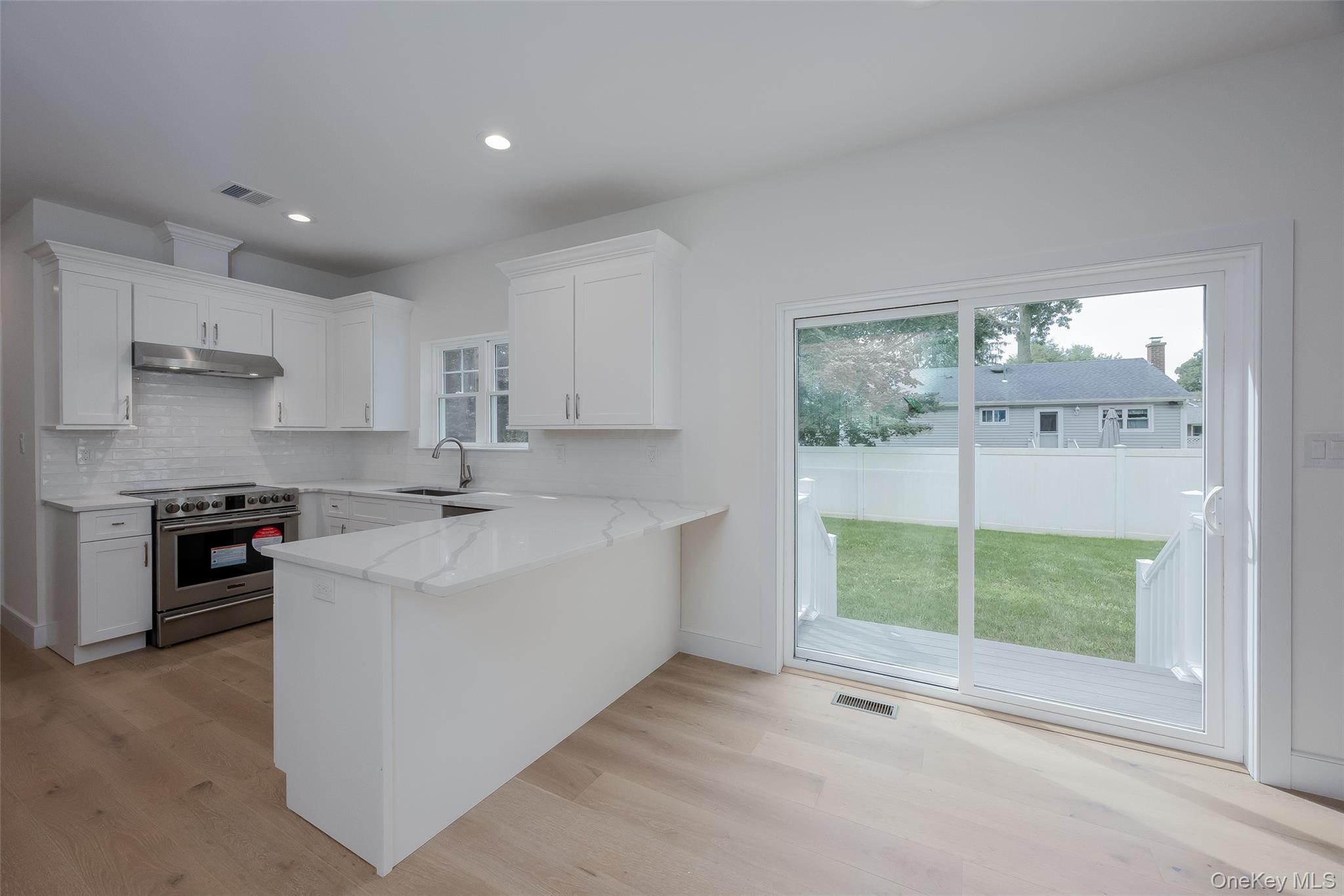 40 Zenith Road Property Photo 16