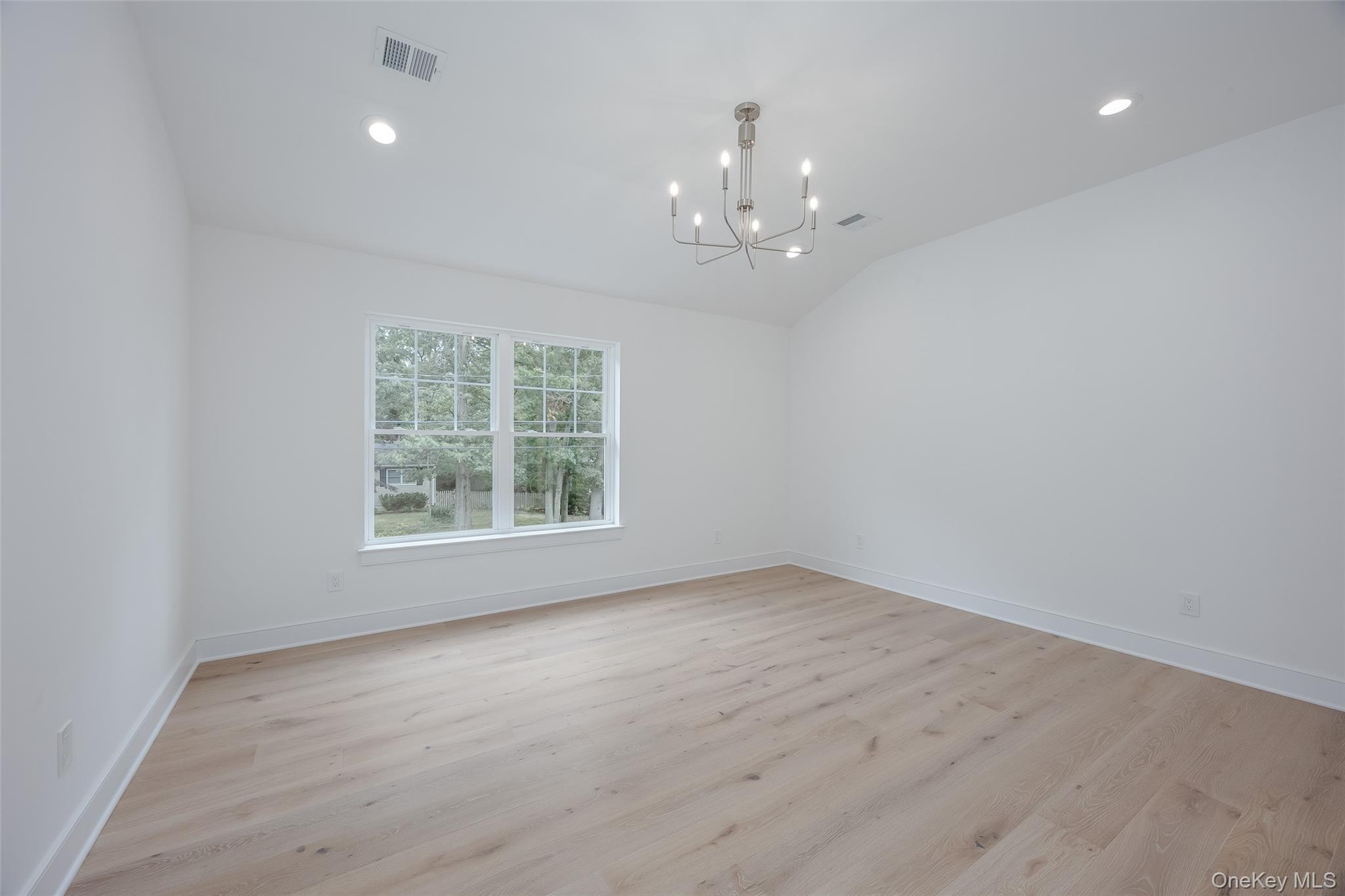40 Zenith Road Property Photo 27
