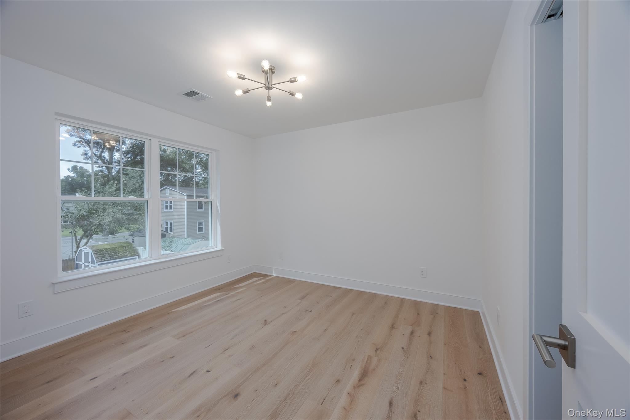 40 Zenith Road Property Photo 33