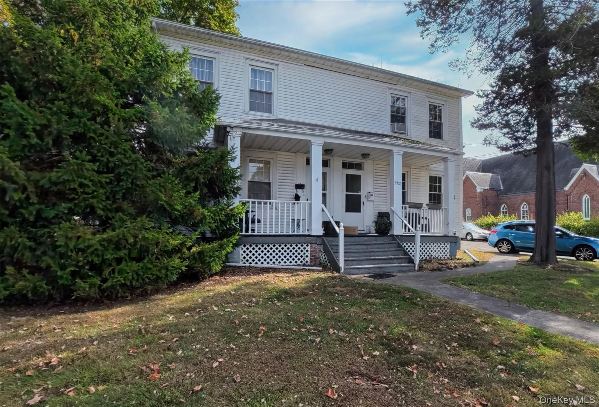 2574-2576 South Avenue Property Photo 1