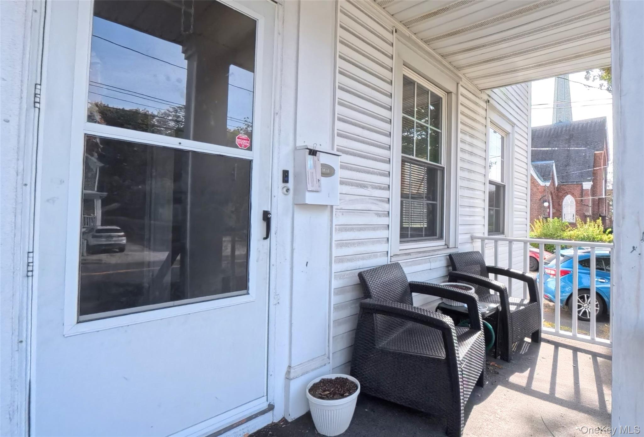 2574-2576 South Avenue Property Photo 5