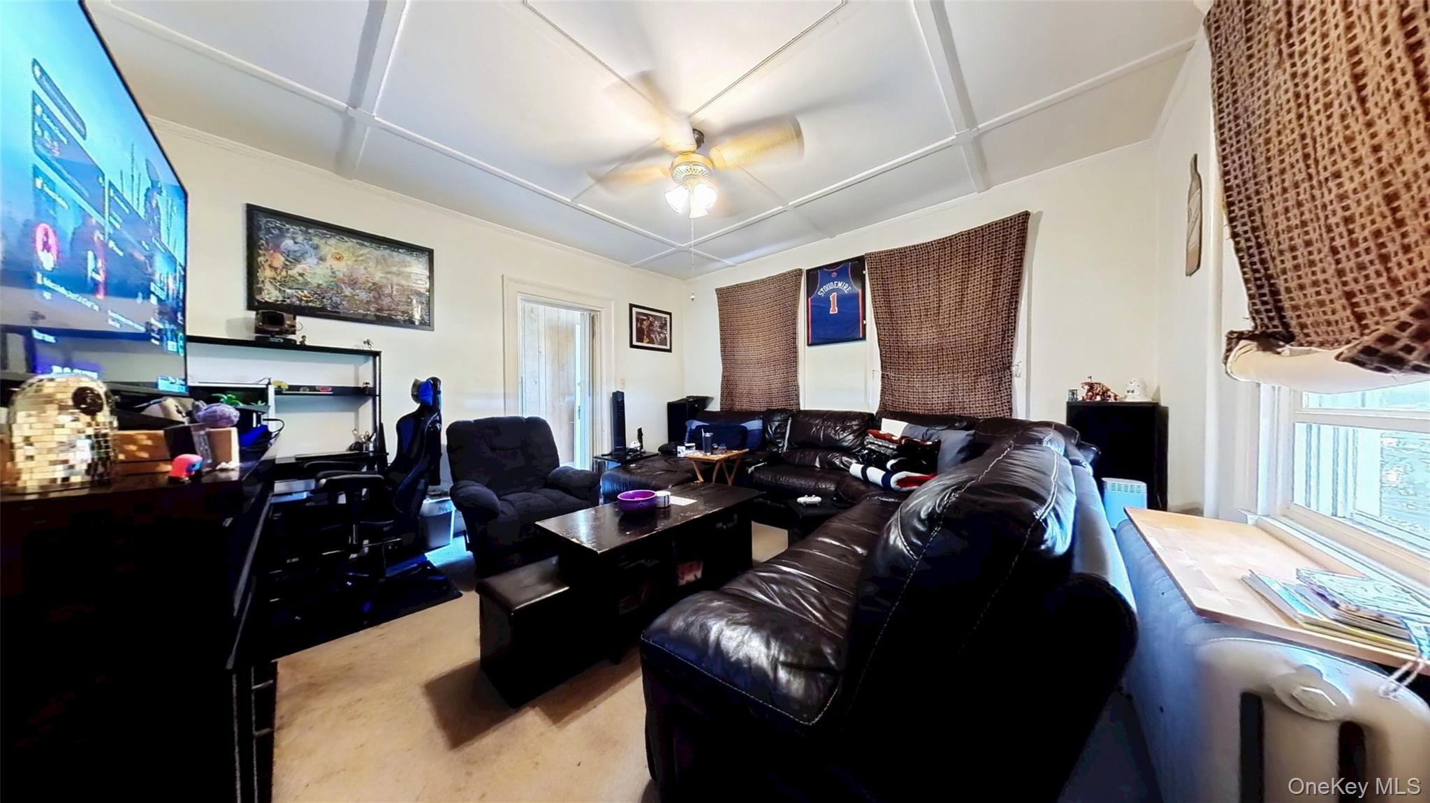 2574-2576 South Avenue Property Photo 19