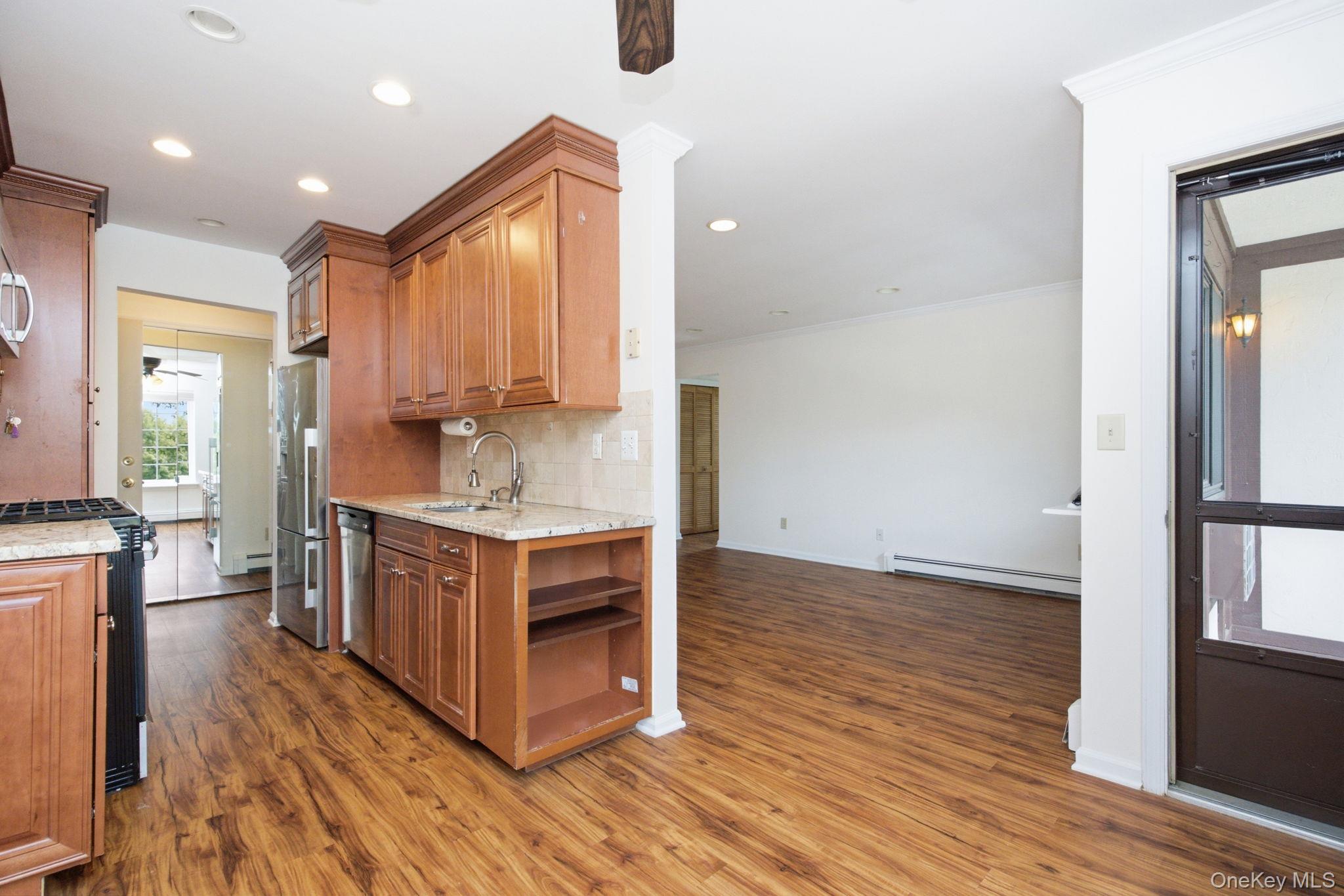 66 Foxwood Circle Property Photo 8