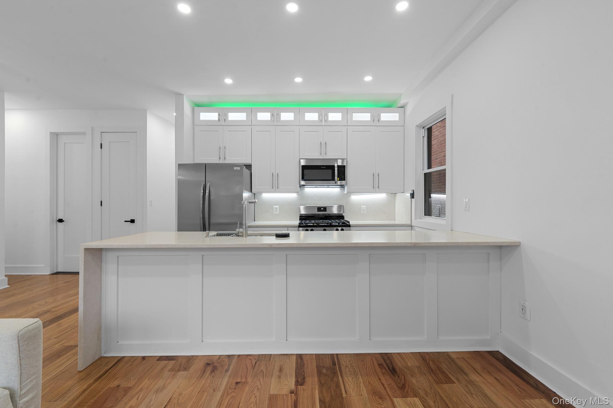 110 Walnut Street Property Photo 1