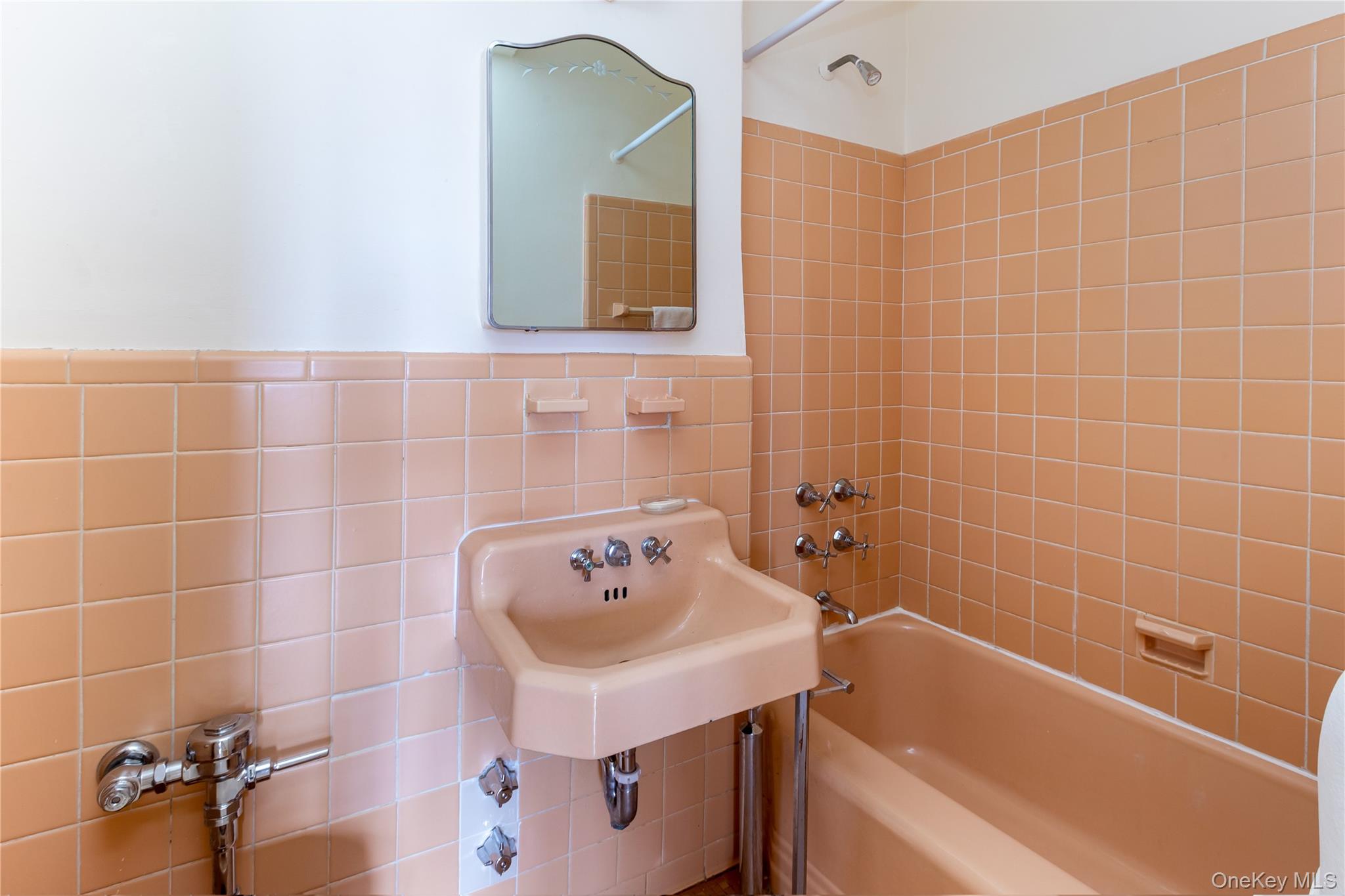 3750 Hudson Manor Terrace 5de Property Photo 8