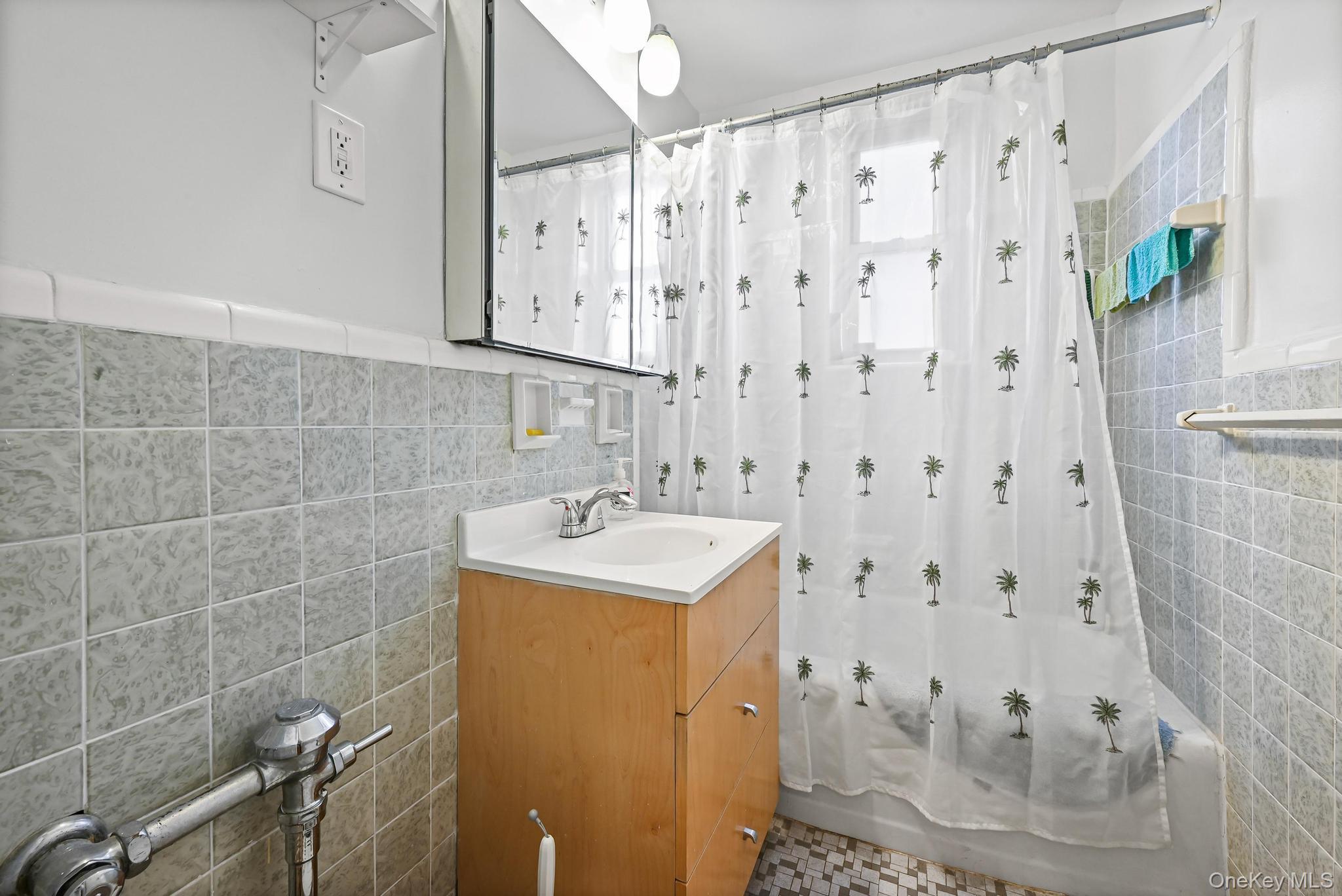 133 Beach 120th Street 1b Property Photo 14