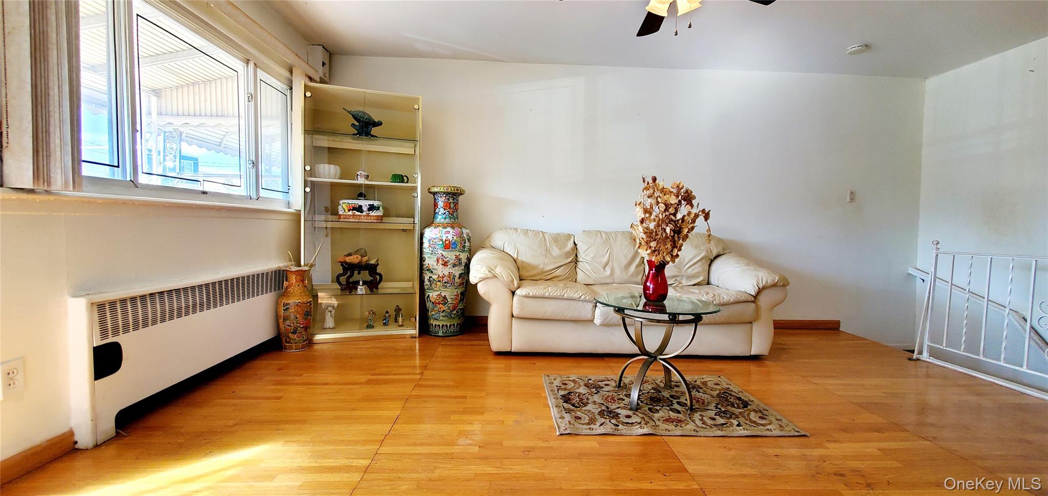 318 Beach 42nd Street Property Photo 1