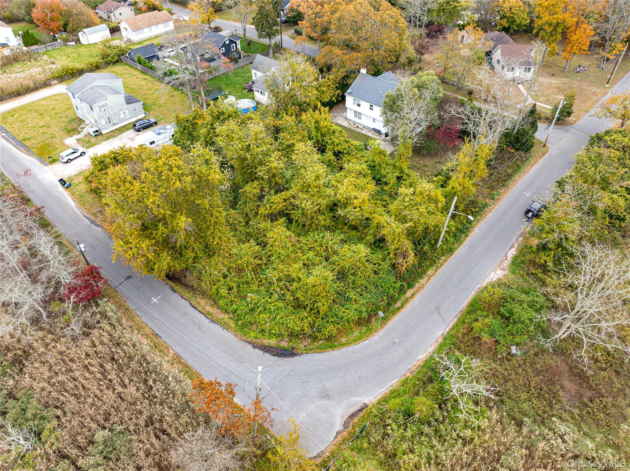 W Riviera Road Property Photo 1