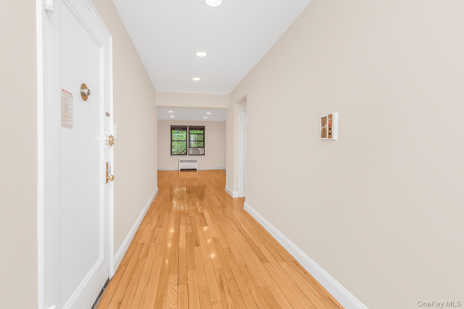 3840 Greystone 1k Property Photo 4