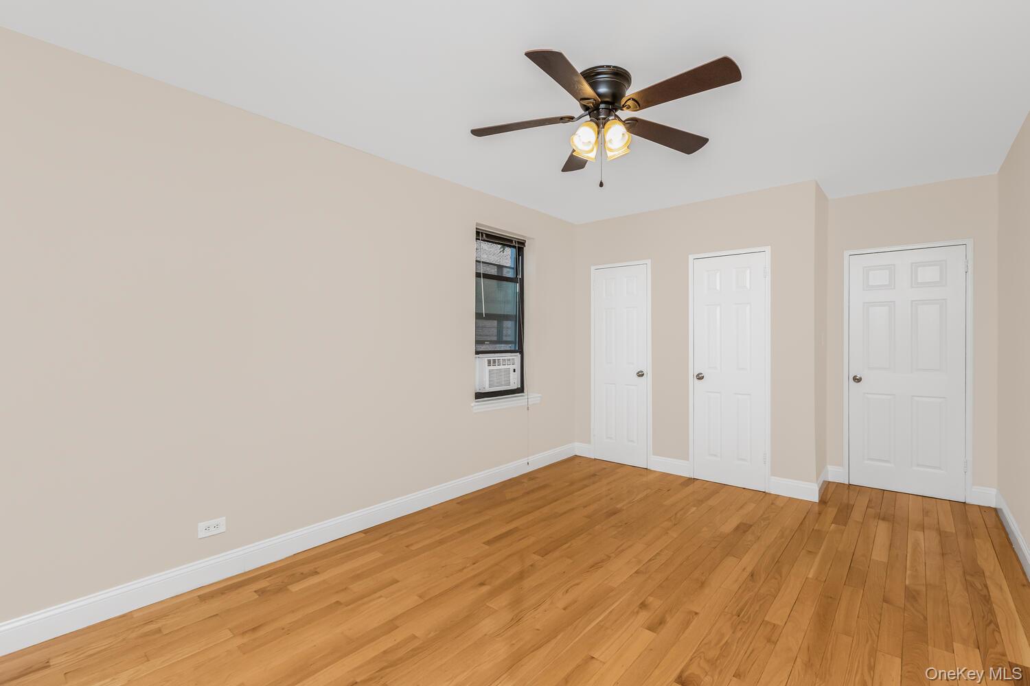 3840 Greystone 1k Property Photo 8