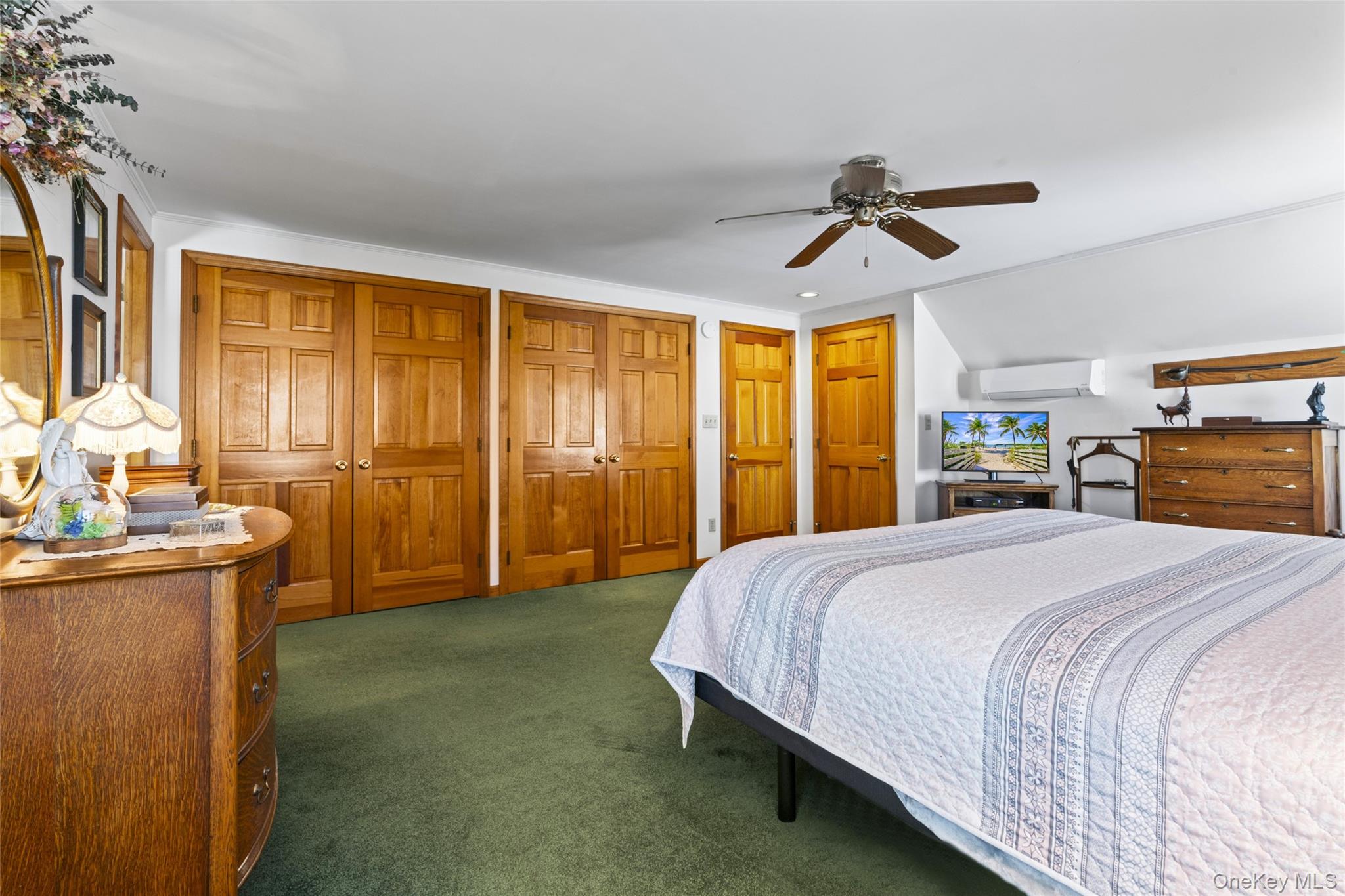 59 Linden Boulevard Property Photo 18