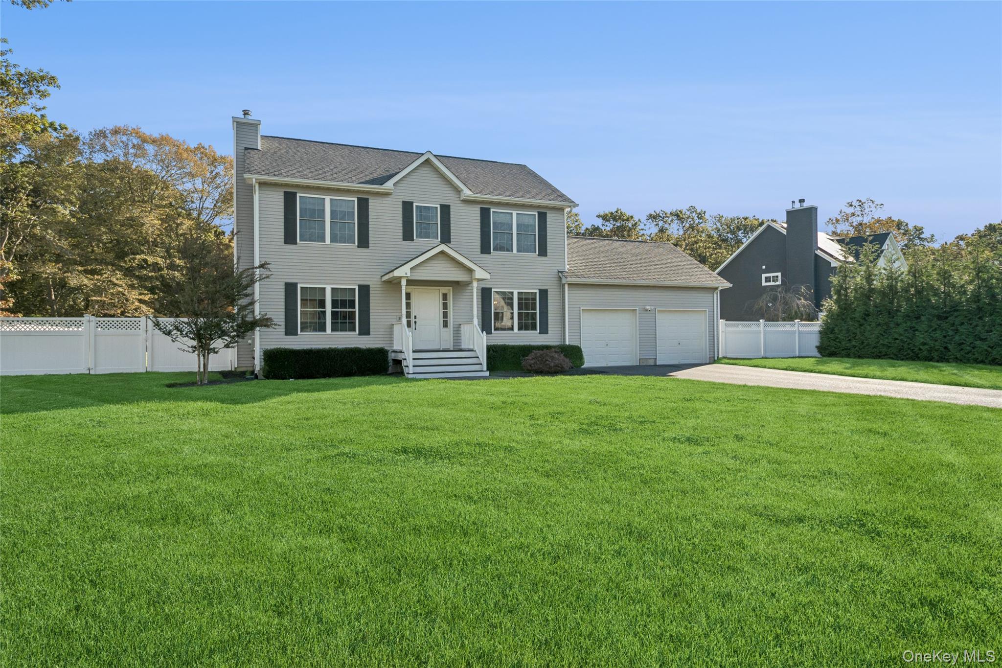 16 Mastro Court Property Photo 1
