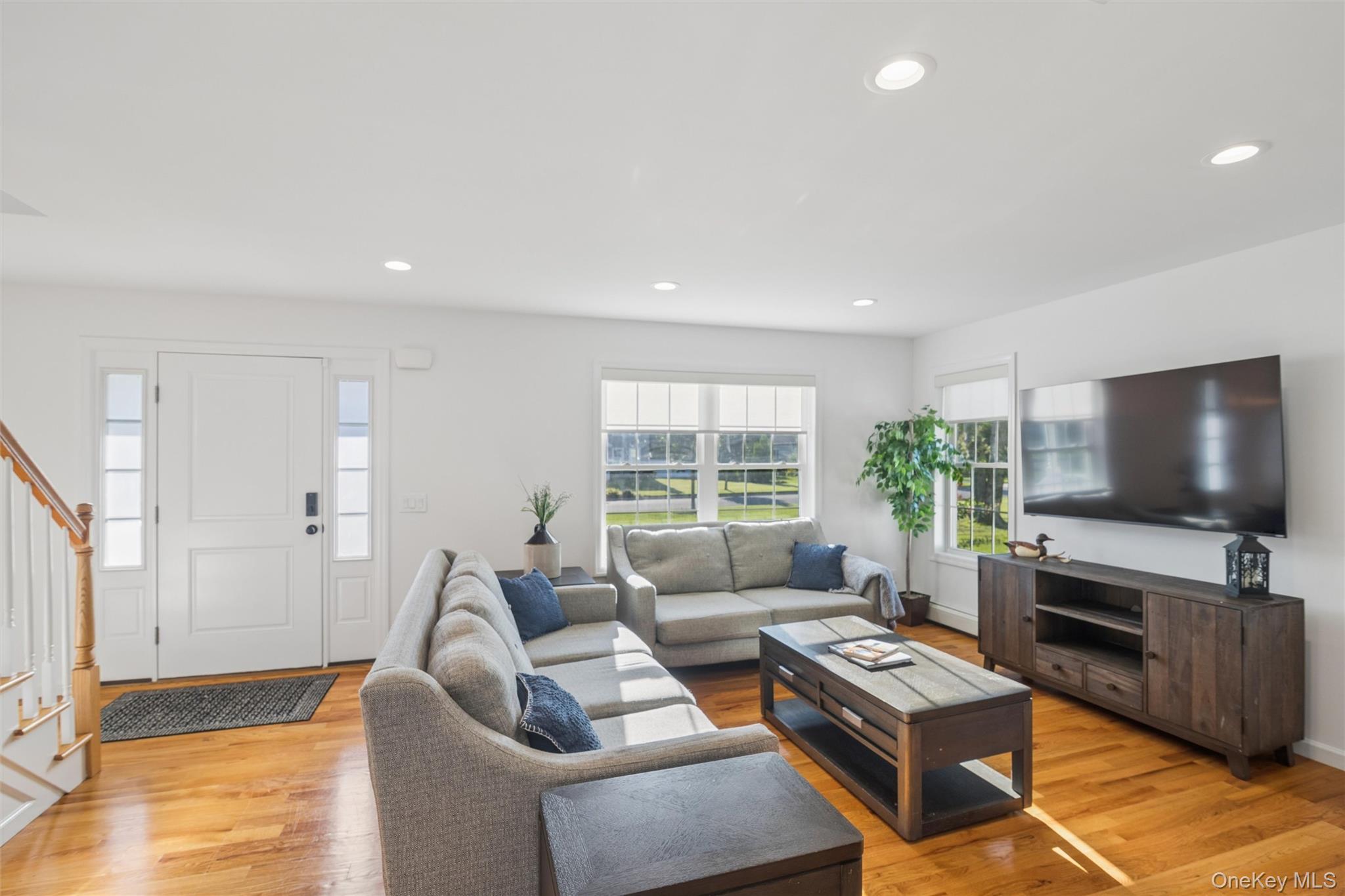 16 Mastro Court Property Photo 3