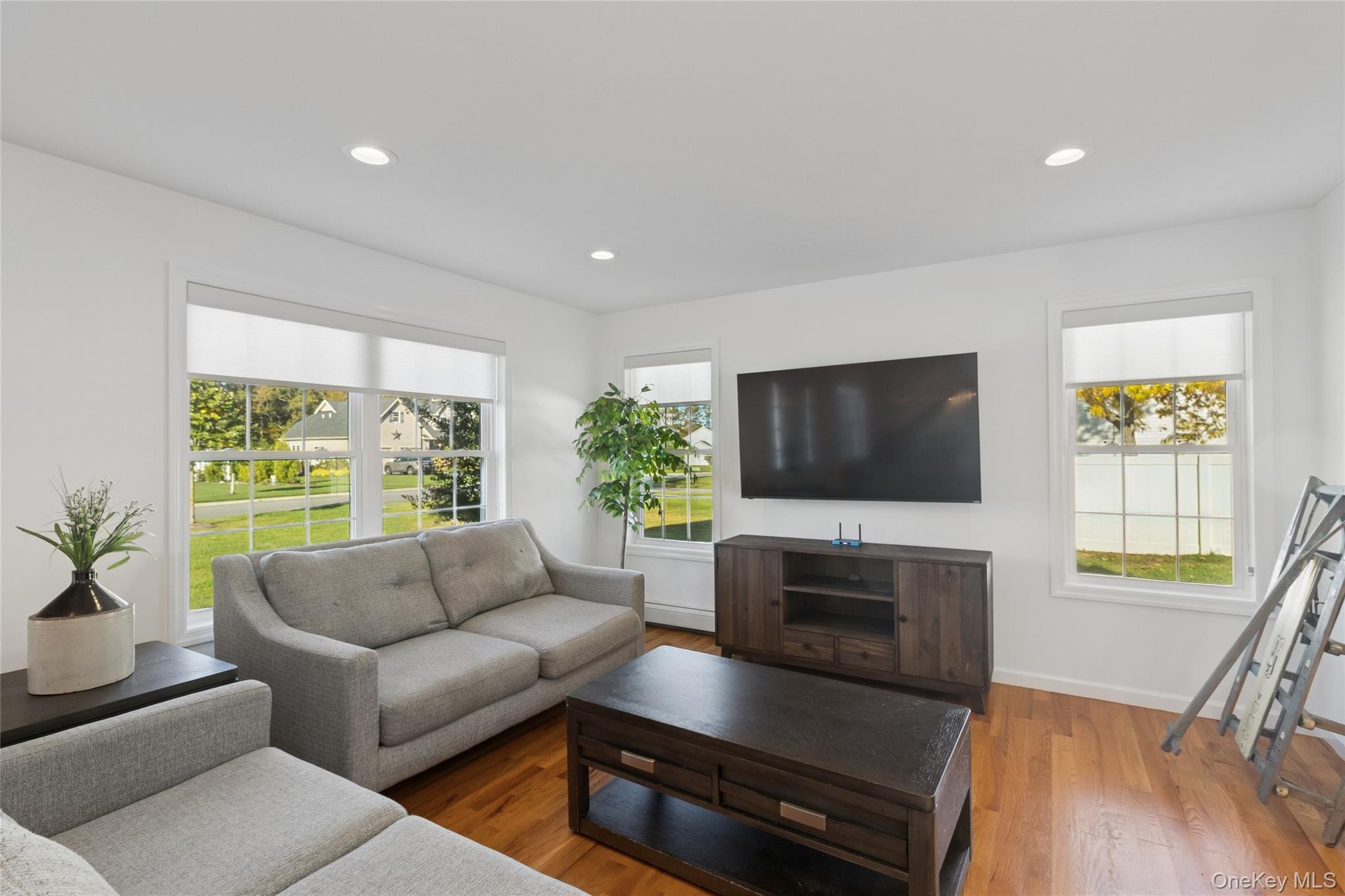 16 Mastro Court Property Photo 6