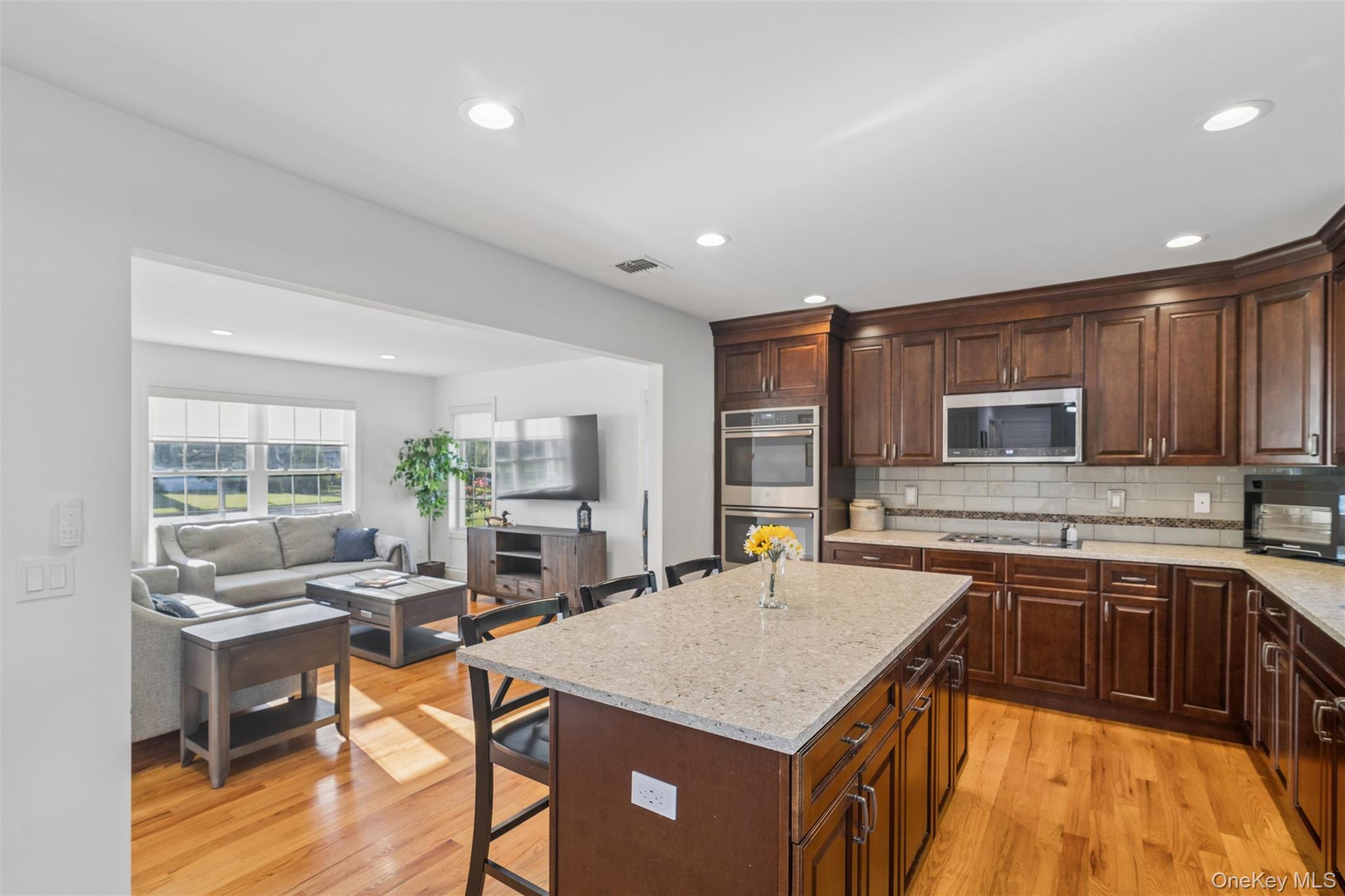 16 Mastro Court Property Photo 8