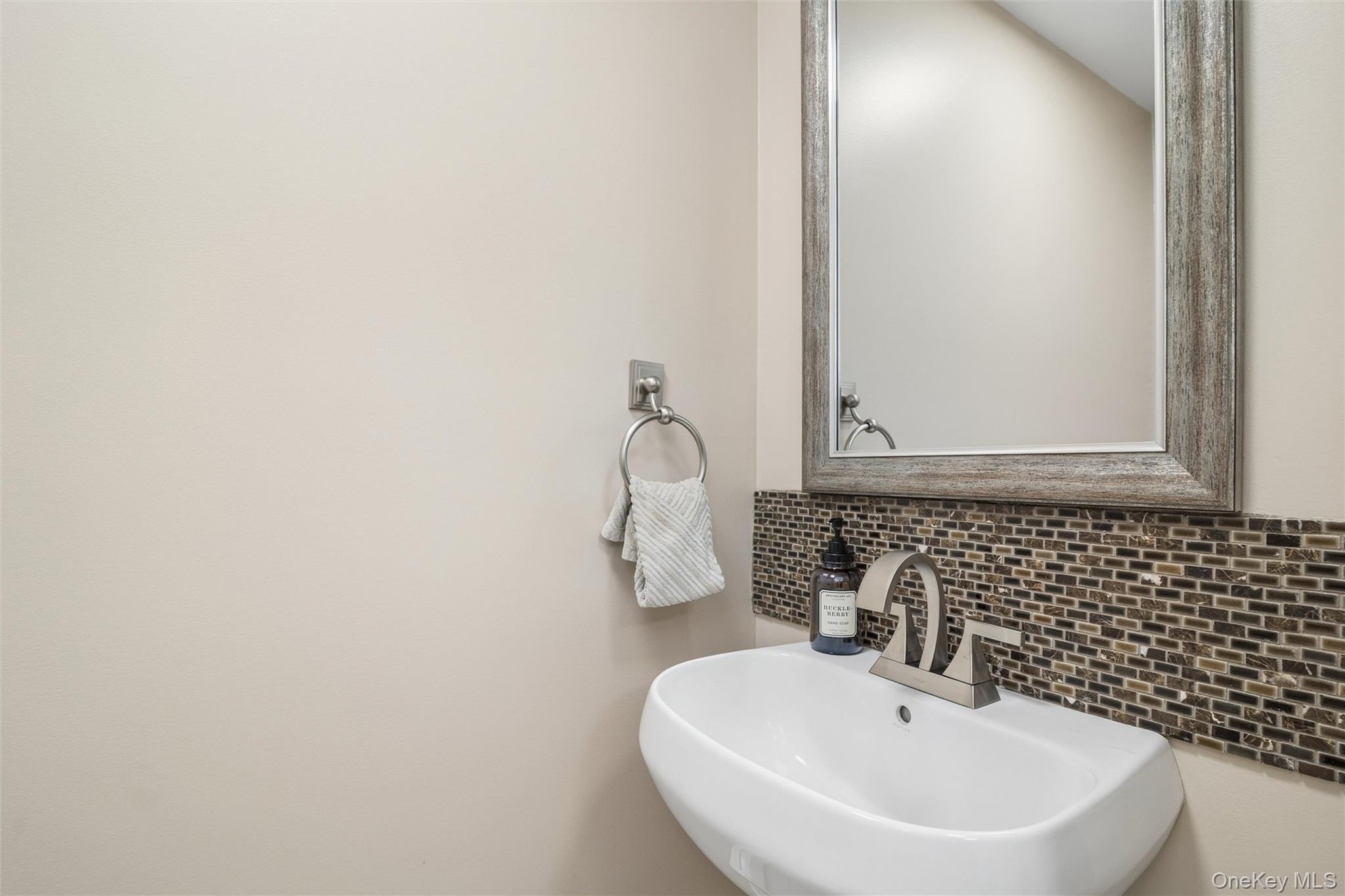 16 Mastro Court Property Photo 15