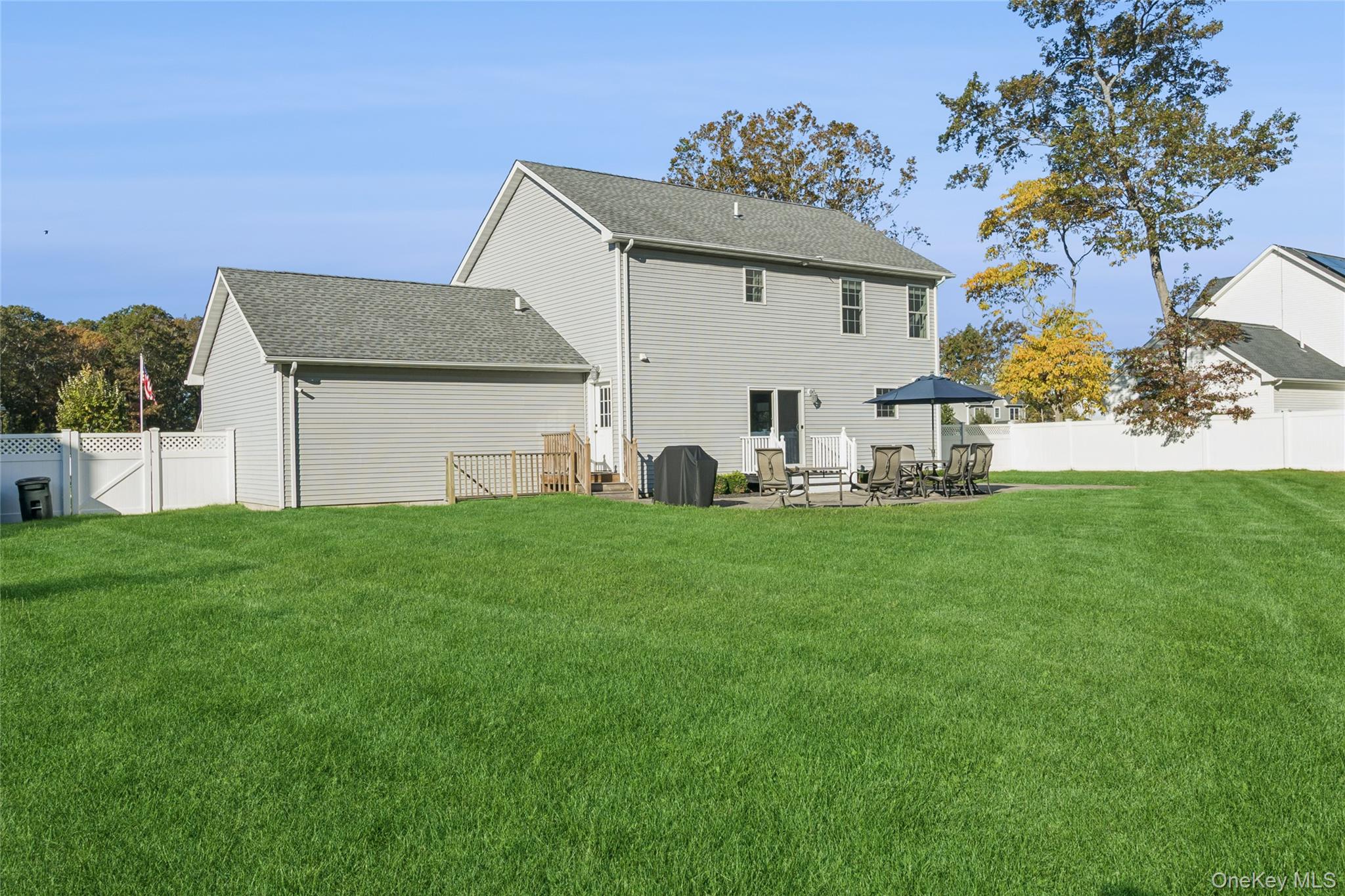 16 Mastro Court Property Photo 27