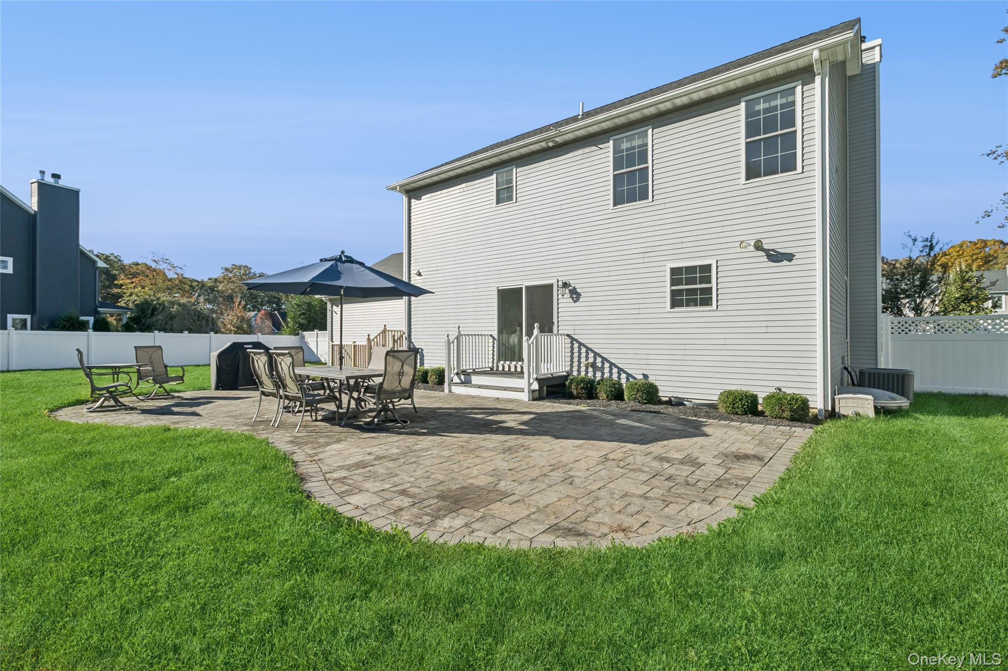 16 Mastro Court Property Photo 28