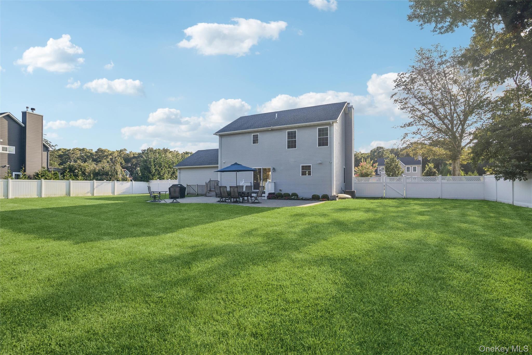 16 Mastro Court Property Photo 29