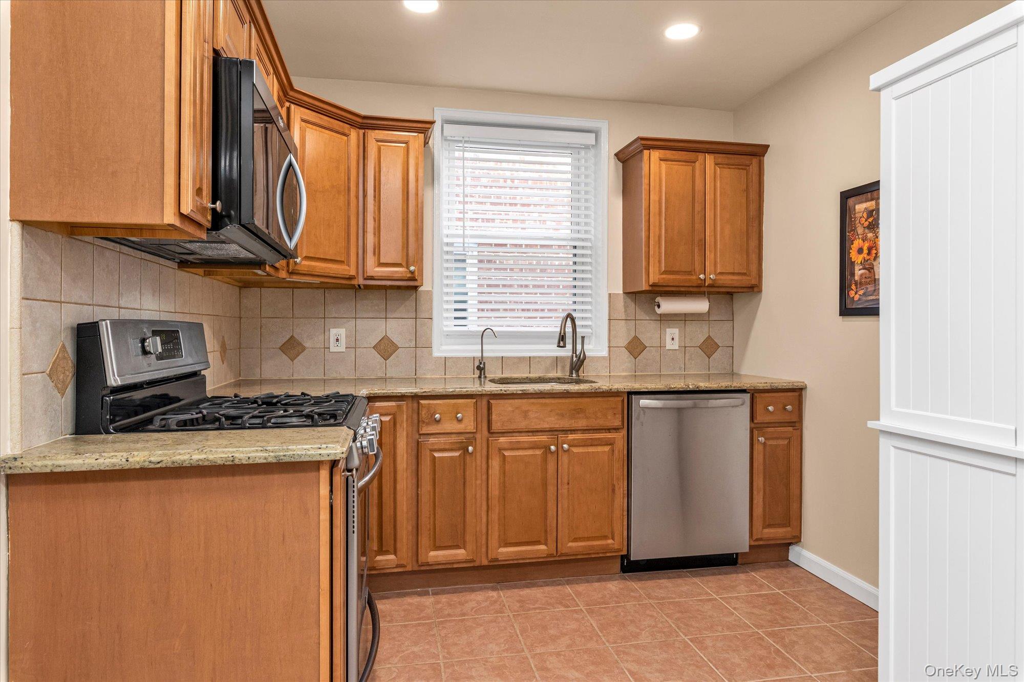 290 Atlantic Avenue 211 Property Photo 5