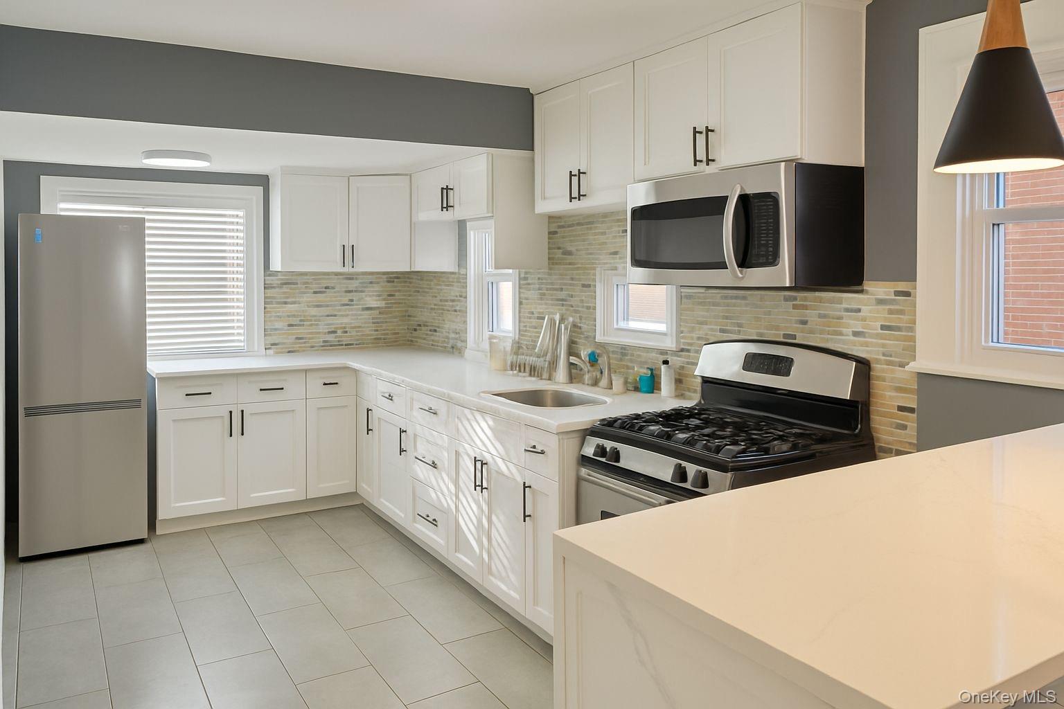 14 Parsons Drive Property Photo 2