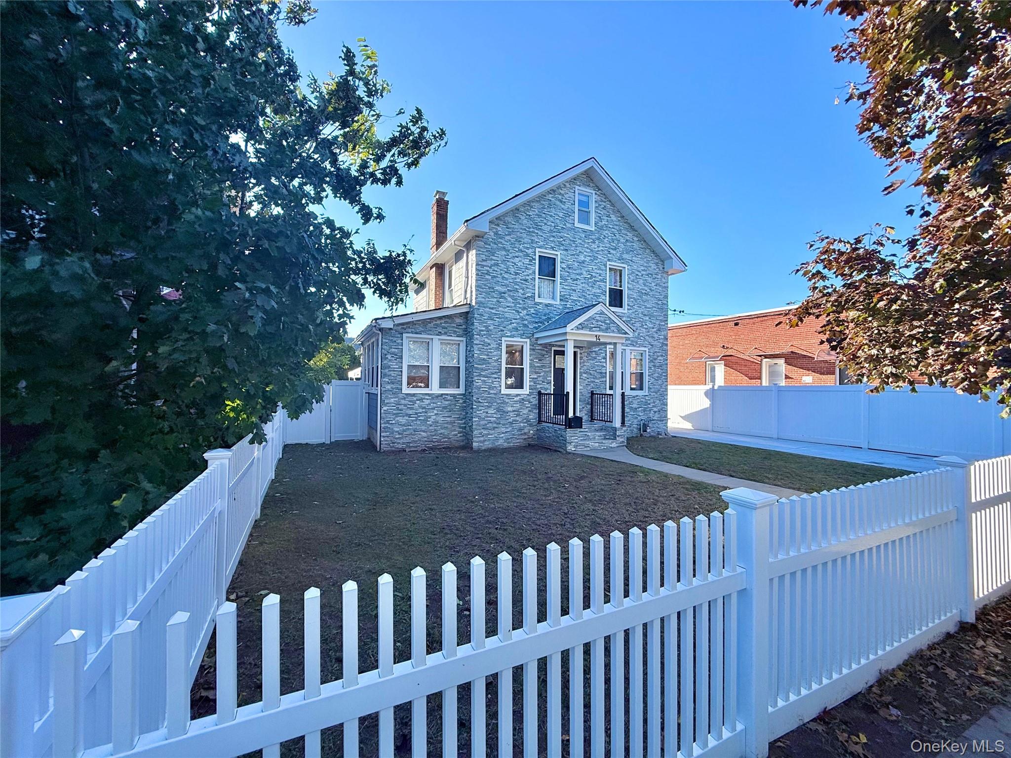 14 Parsons Drive Property Photo 3