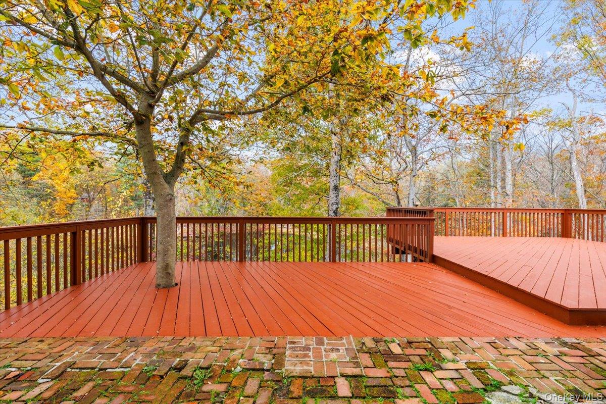 110 Oliver Road Property Photo 28