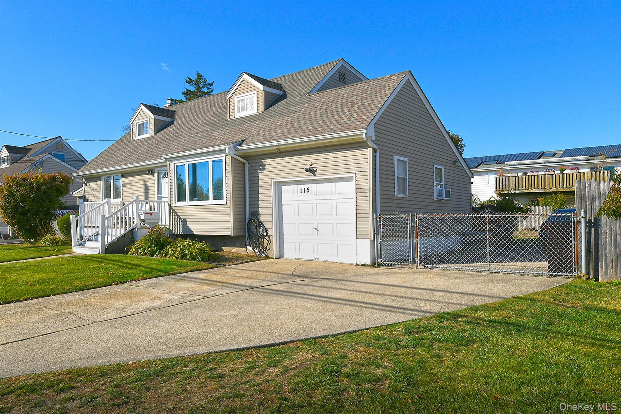 115 Old Farmingdale Road Property Photo 2